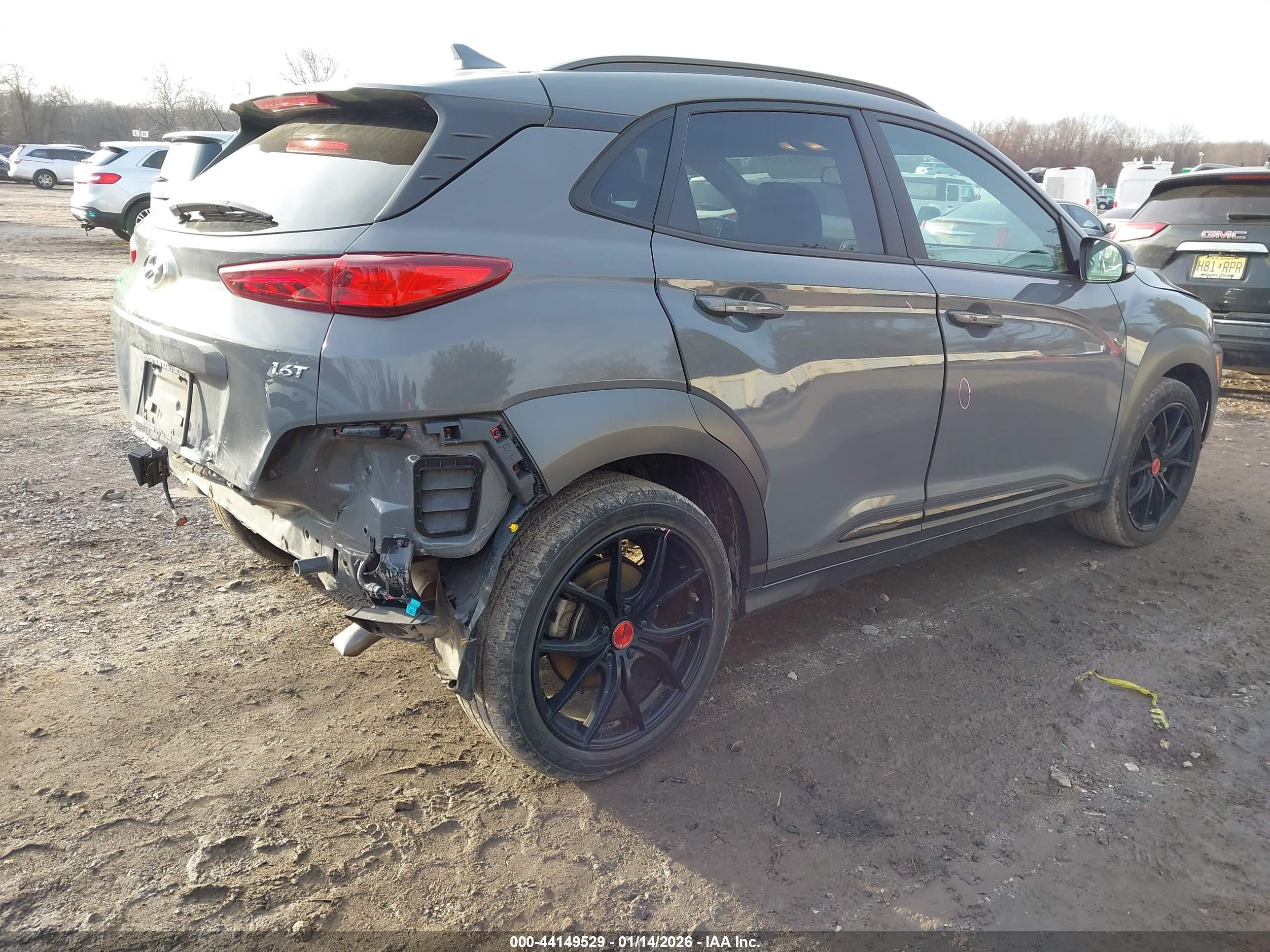 HYUNDAI KONA image 4