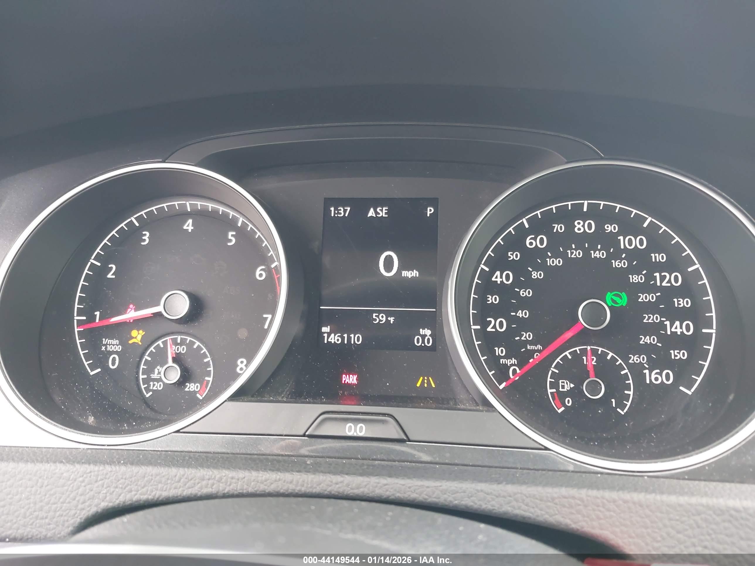 VOLKSWAGEN GOLF image 7
