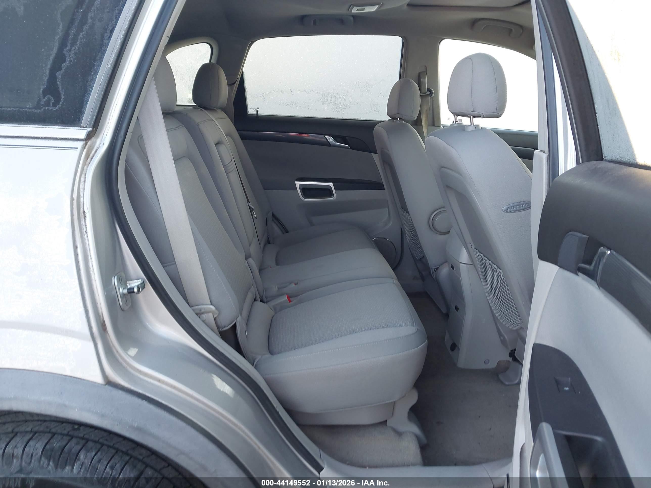 SATURN VUE image 8