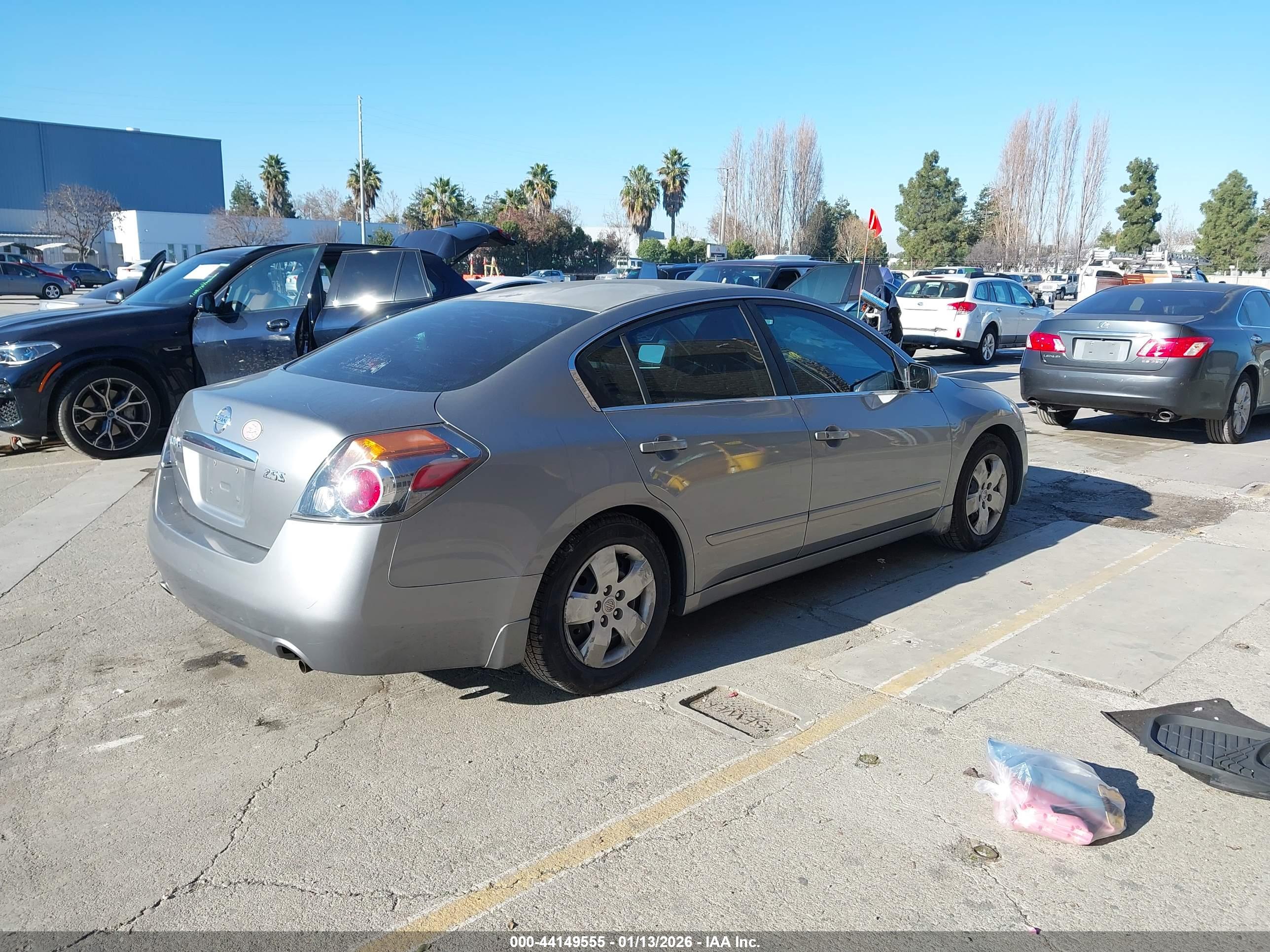 NISSAN ALTIMA image 4