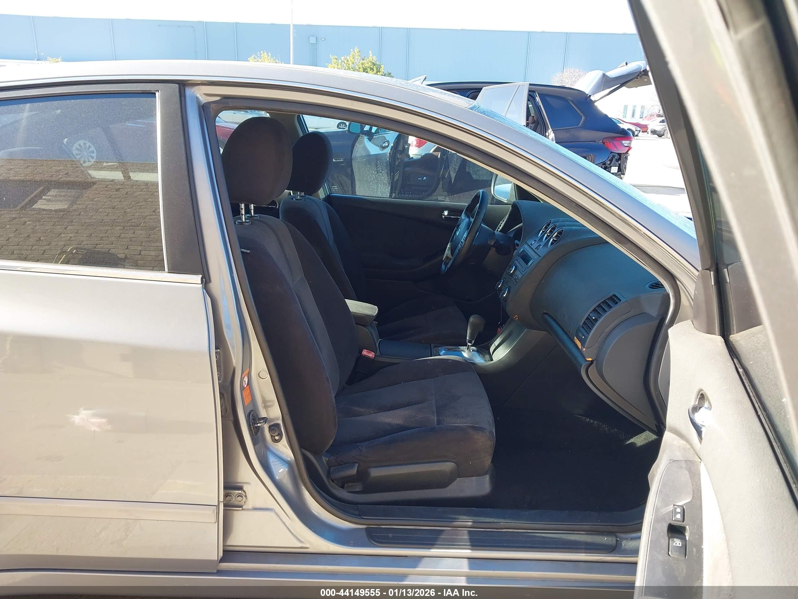NISSAN ALTIMA image 5