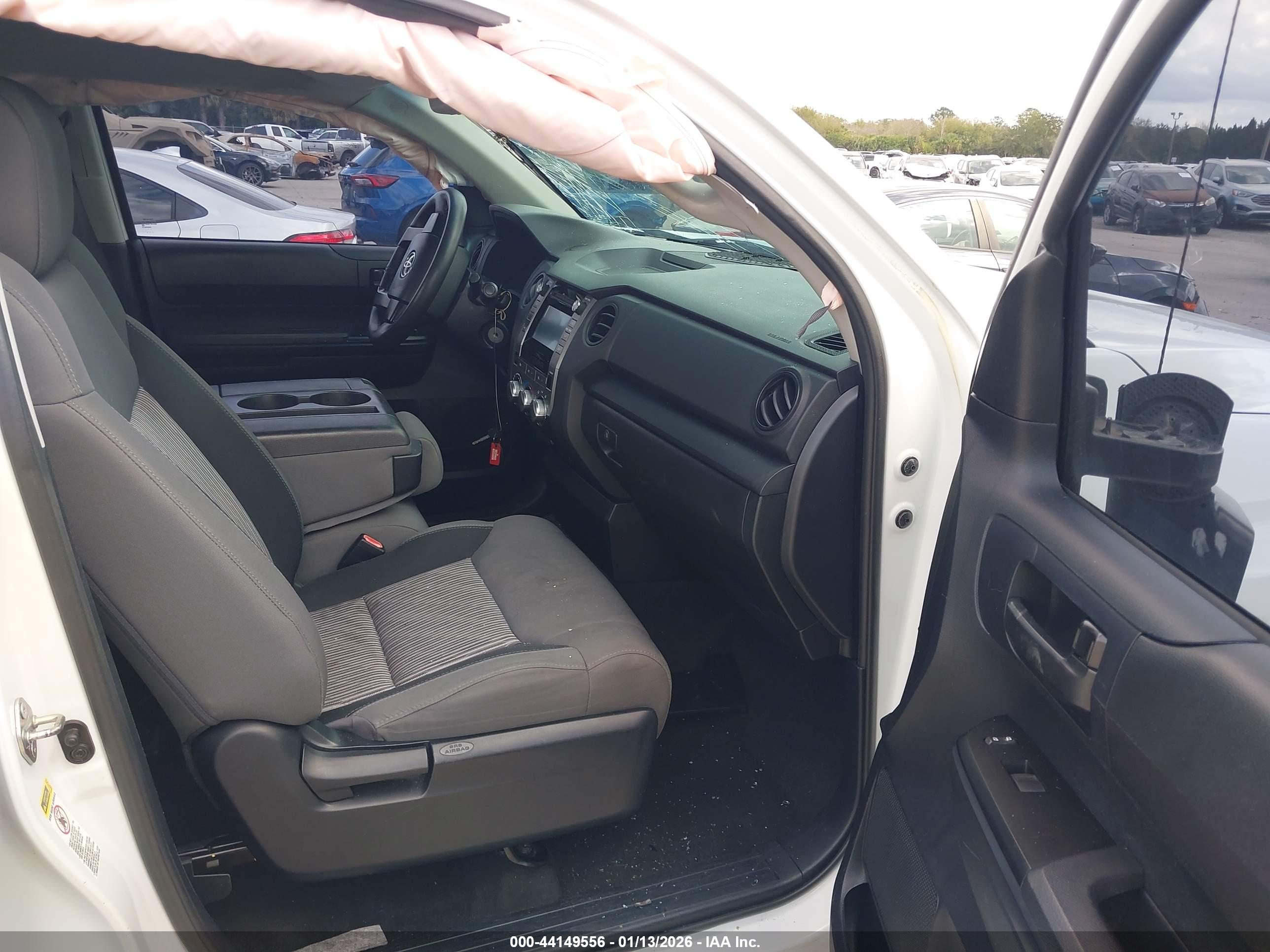 TOYOTA TUNDRA image 5