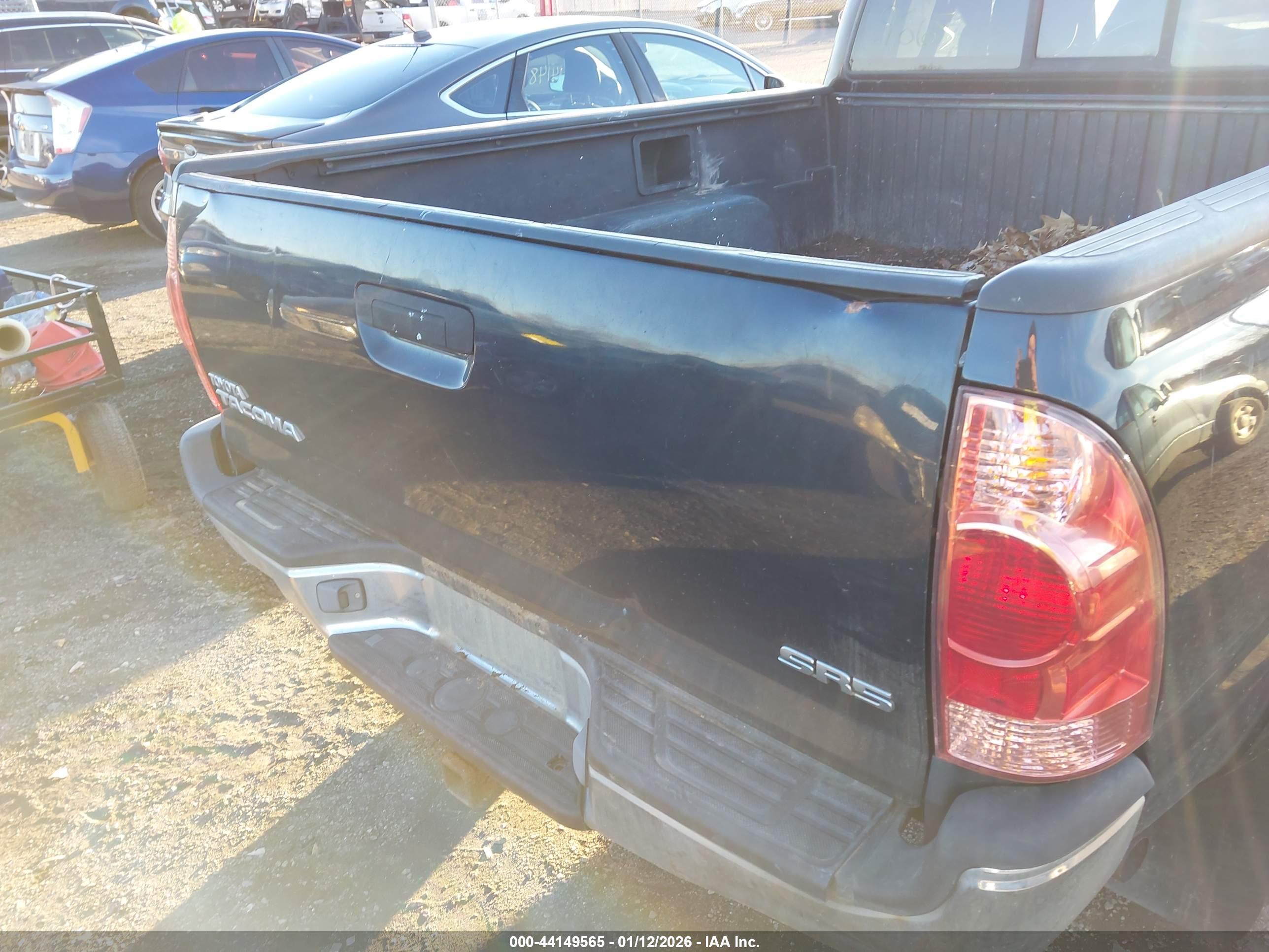 TOYOTA TACOMA image 6