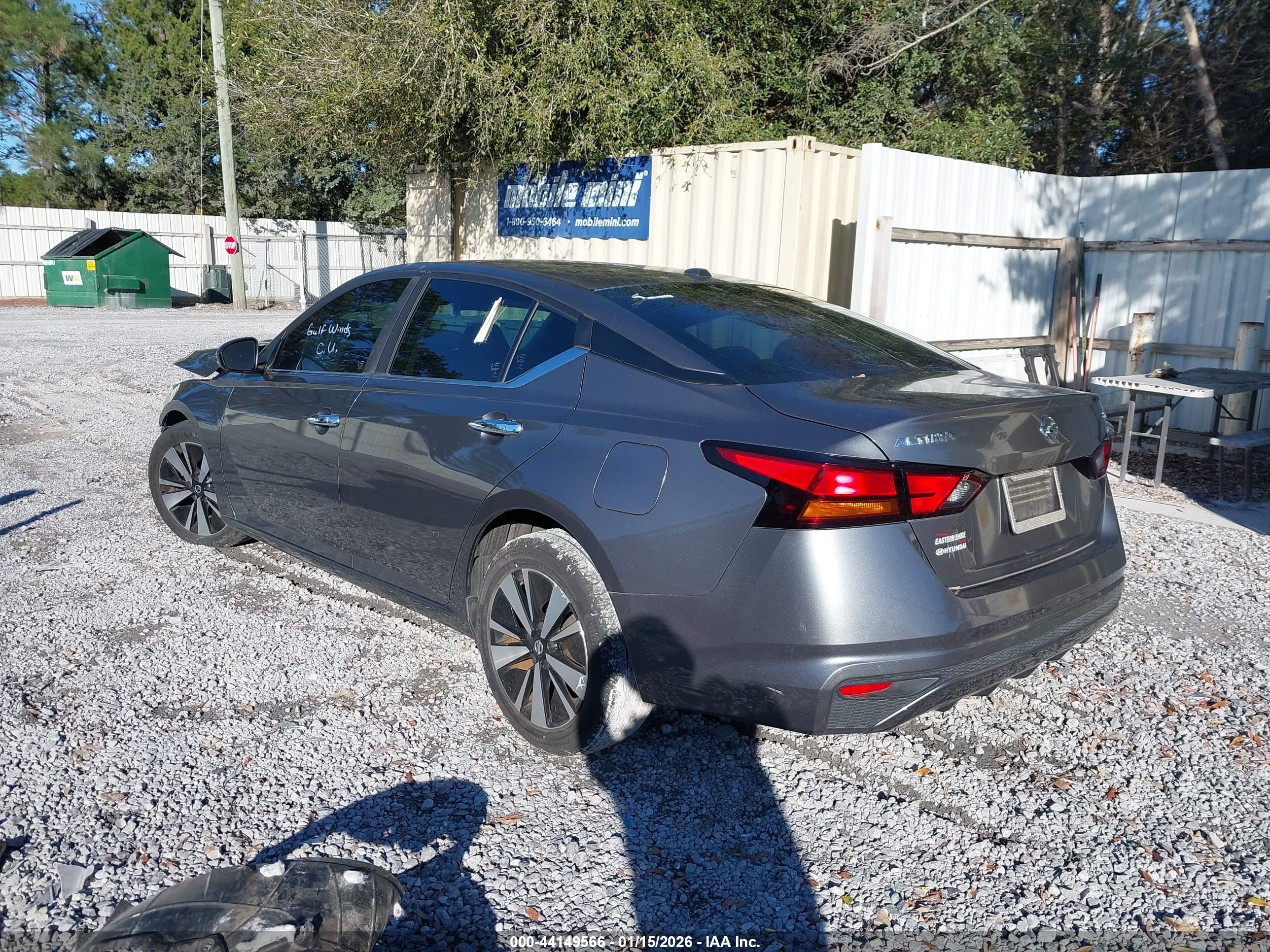 NISSAN ALTIMA image 3