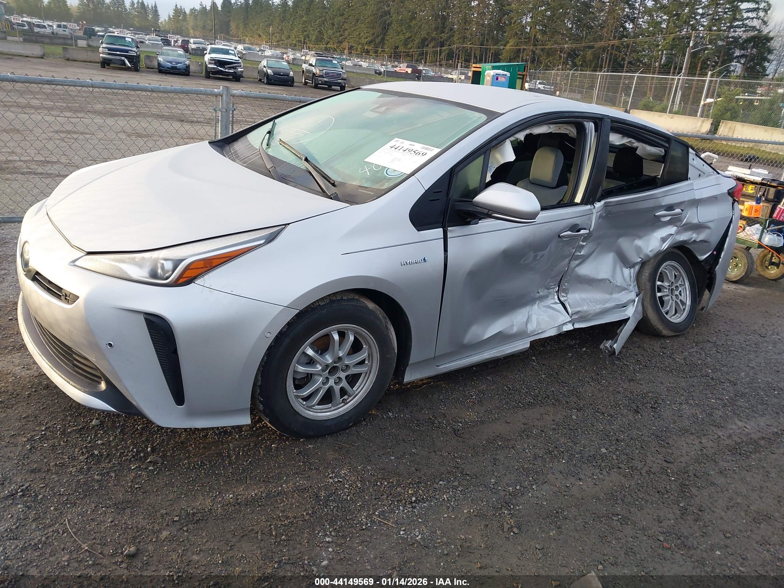 TOYOTA PRIUS image 2