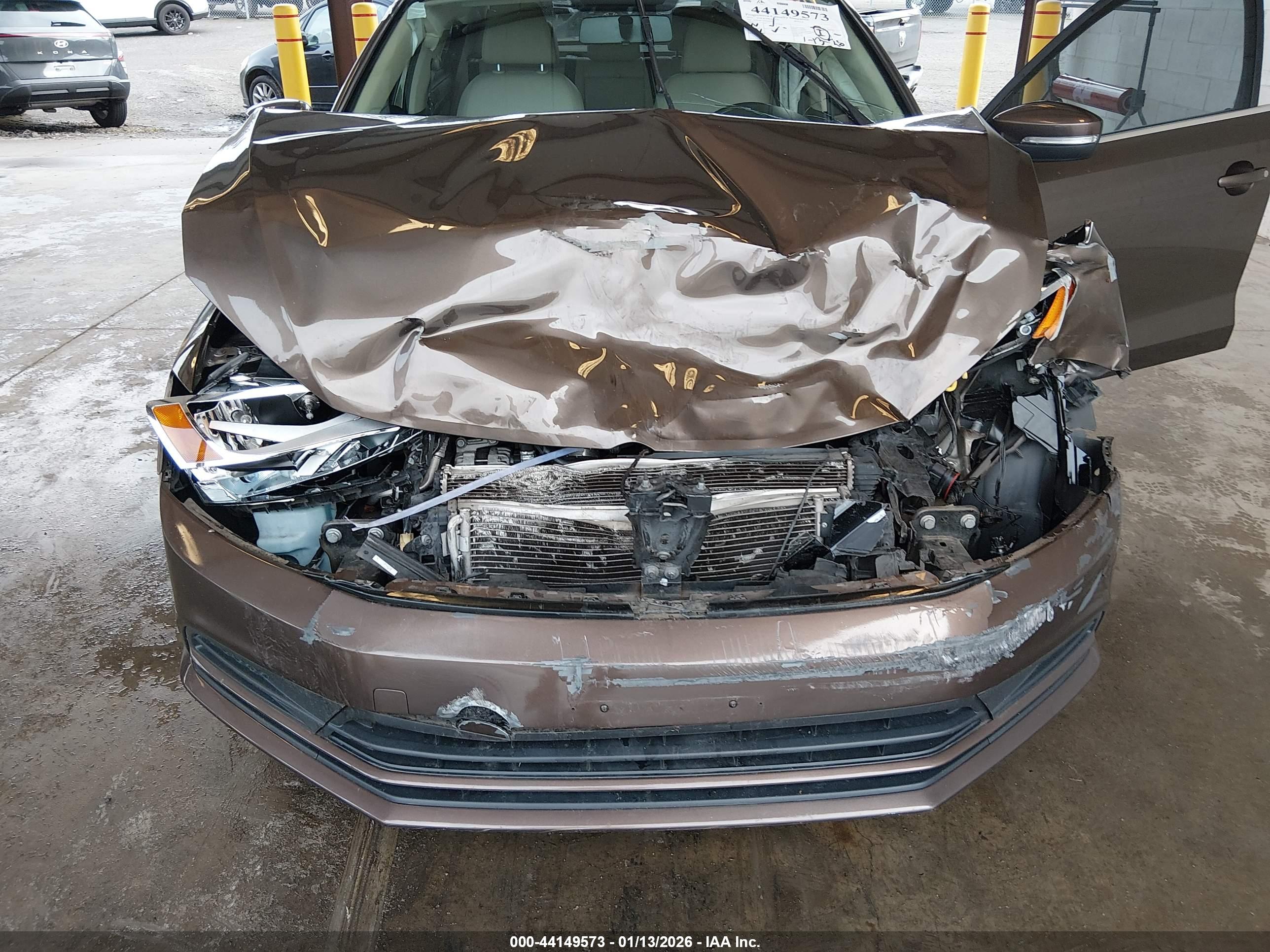 VOLKSWAGEN JETTA image 6