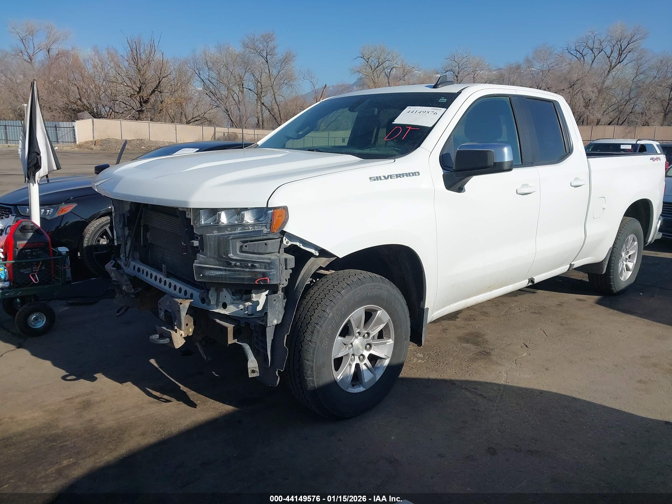 CHEVROLET SILVERADO image 2