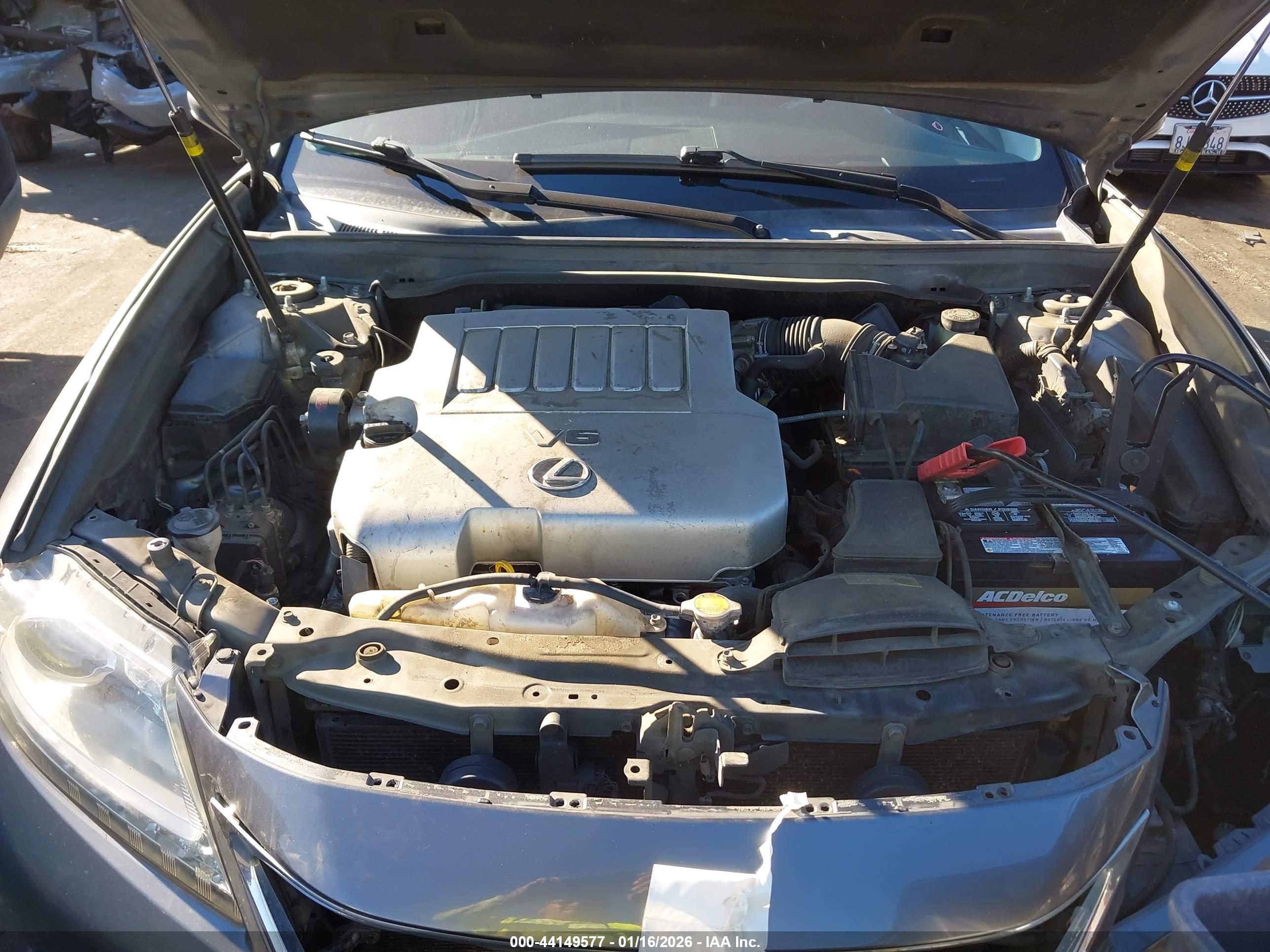 LEXUS ES image 10