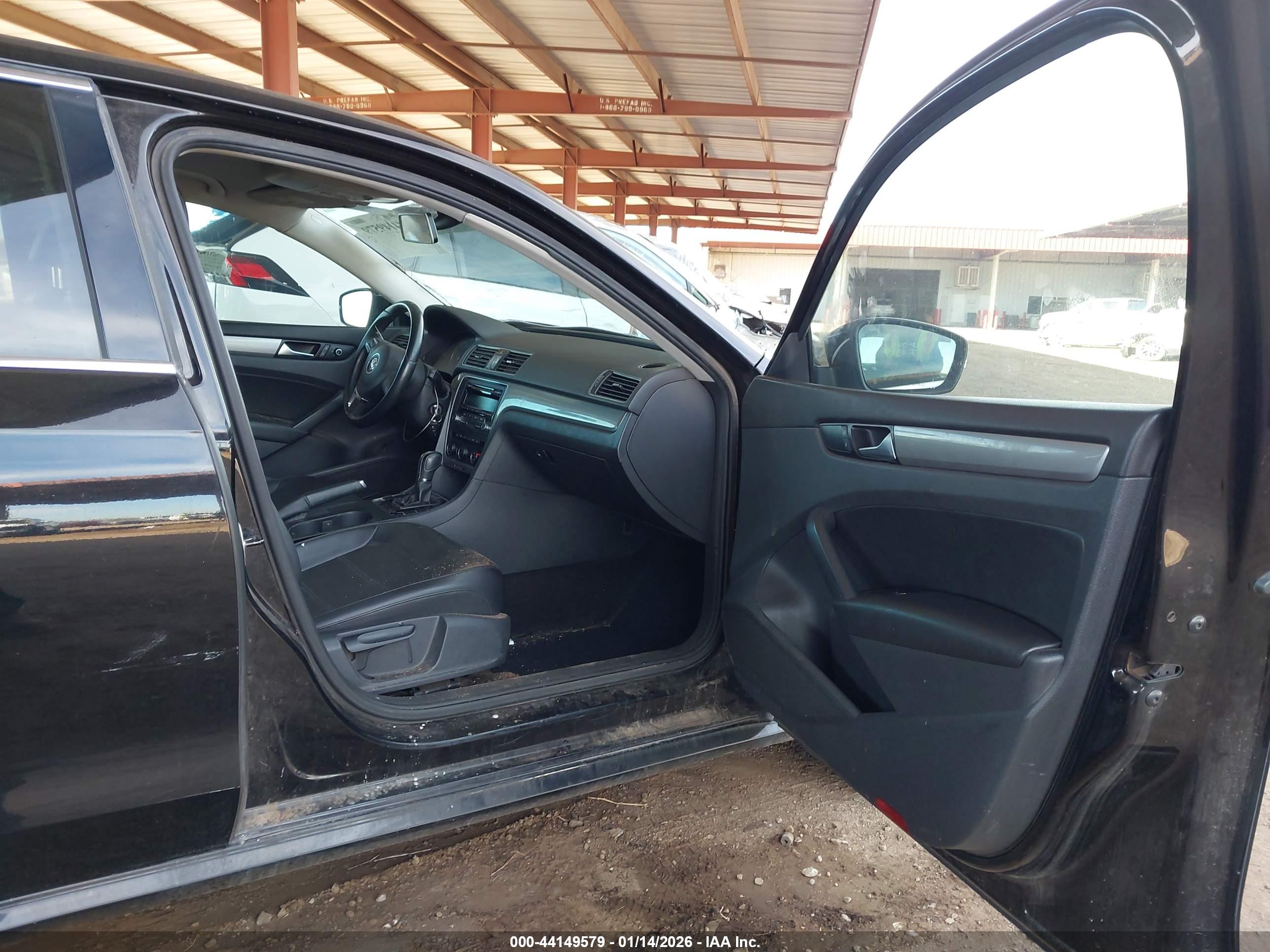 VOLKSWAGEN PASSAT image 5