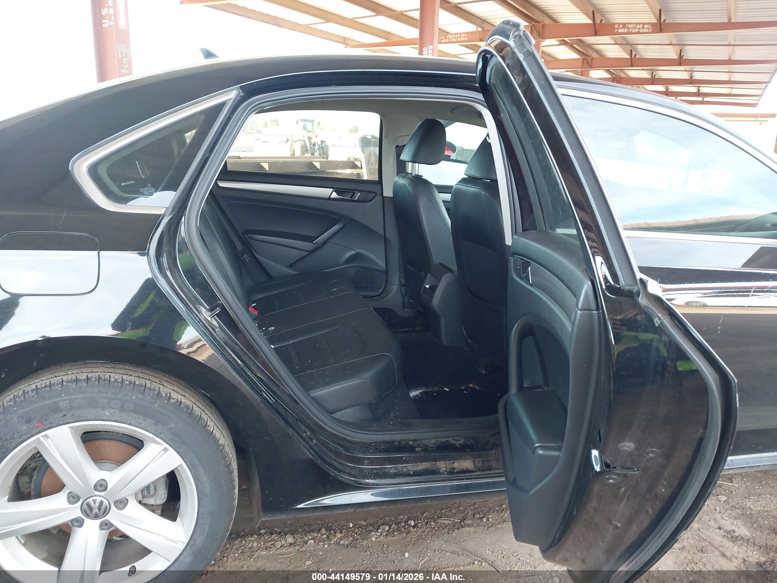 VOLKSWAGEN PASSAT image 8