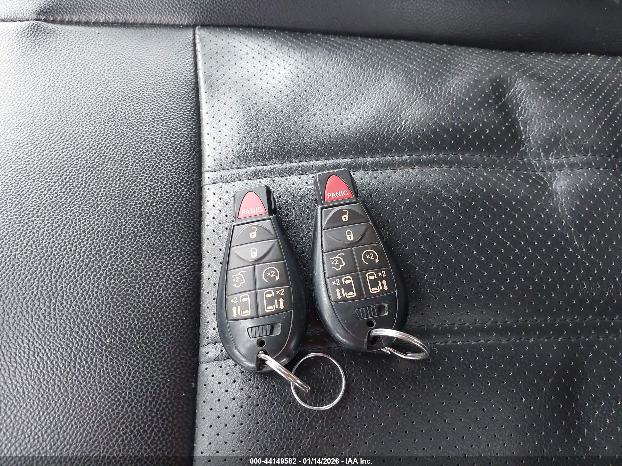 CHRYSLER TOWN image 11