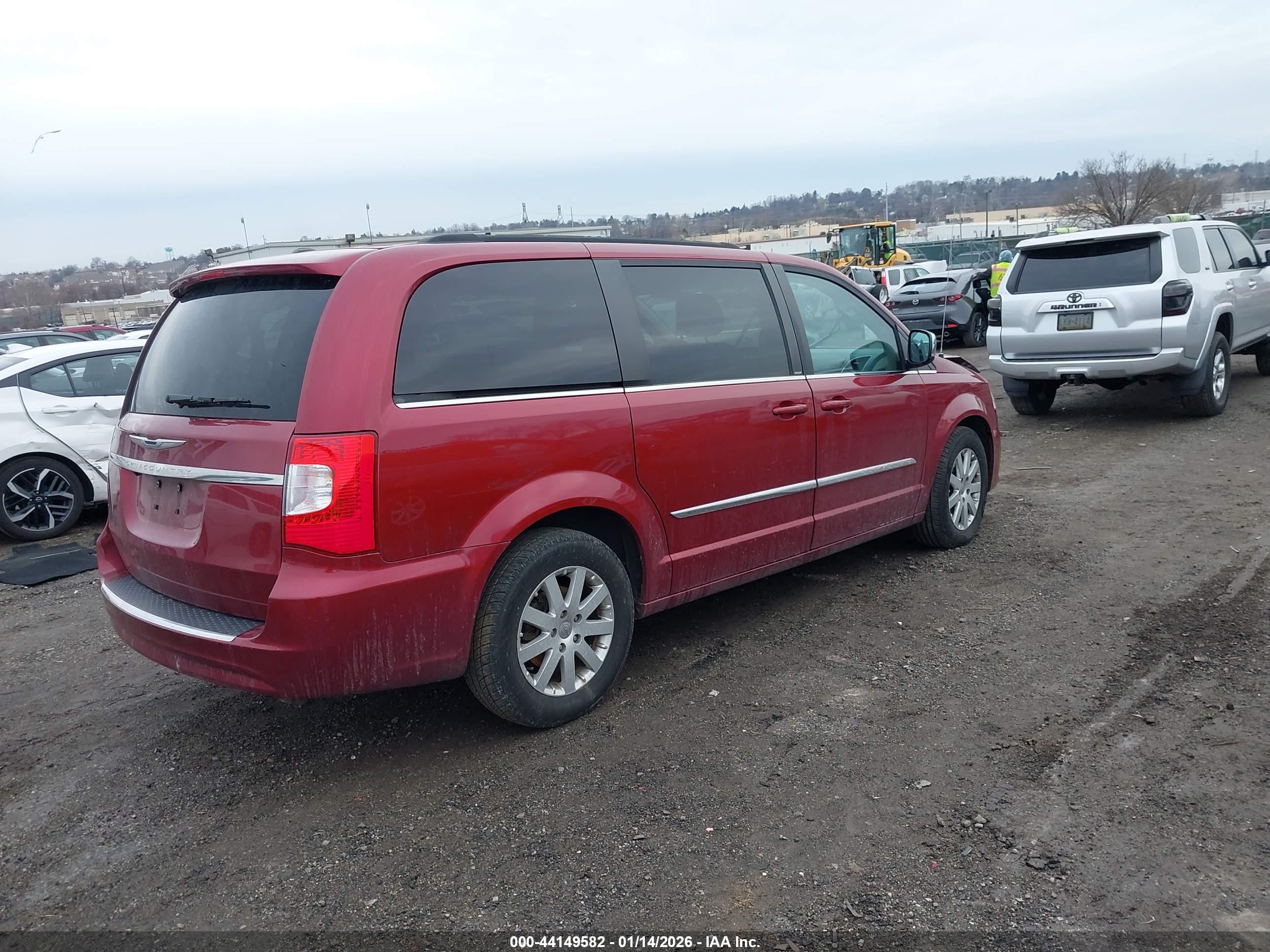 CHRYSLER TOWN image 4