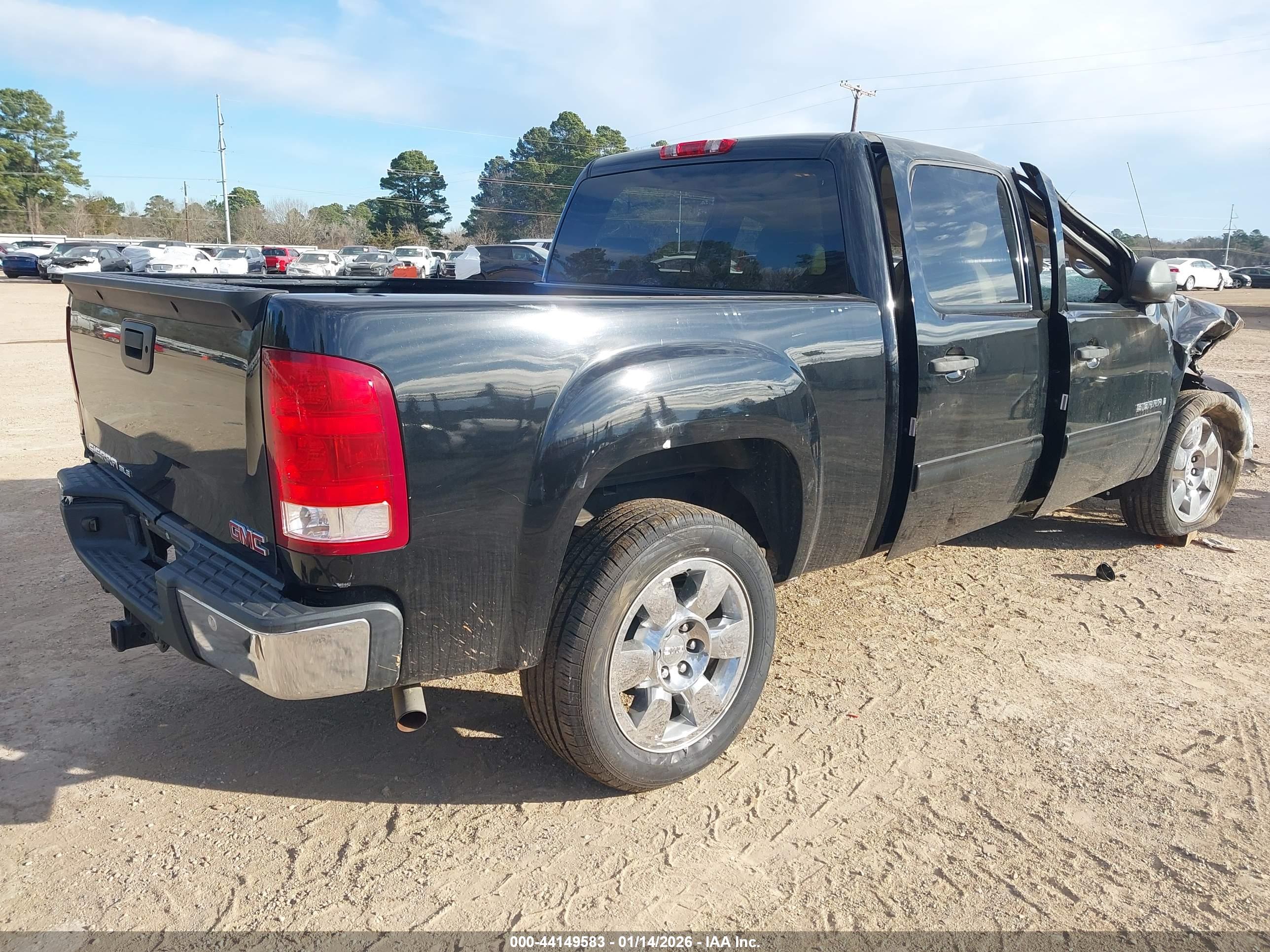 GMC SIERRA image 4