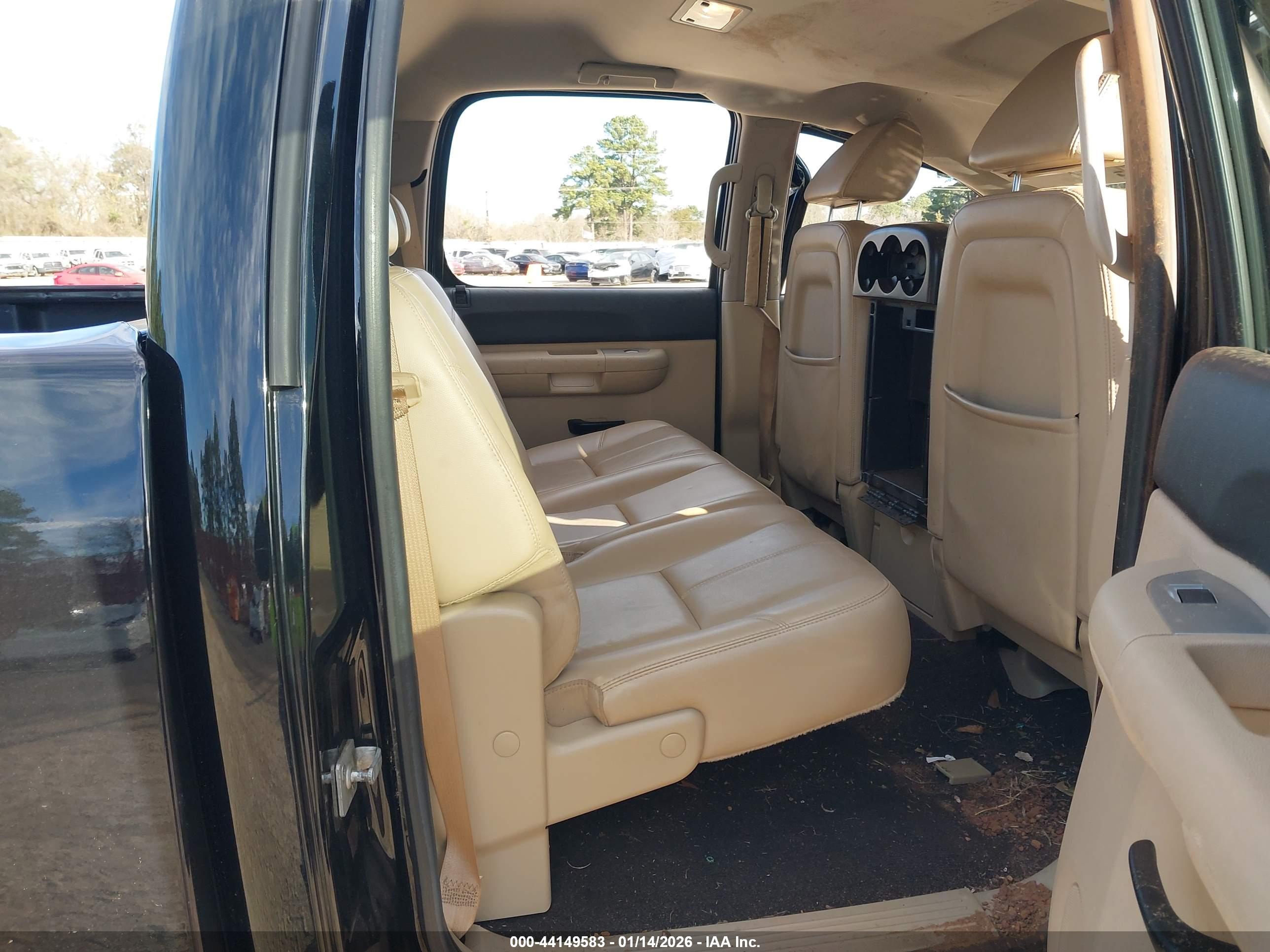 GMC SIERRA image 8