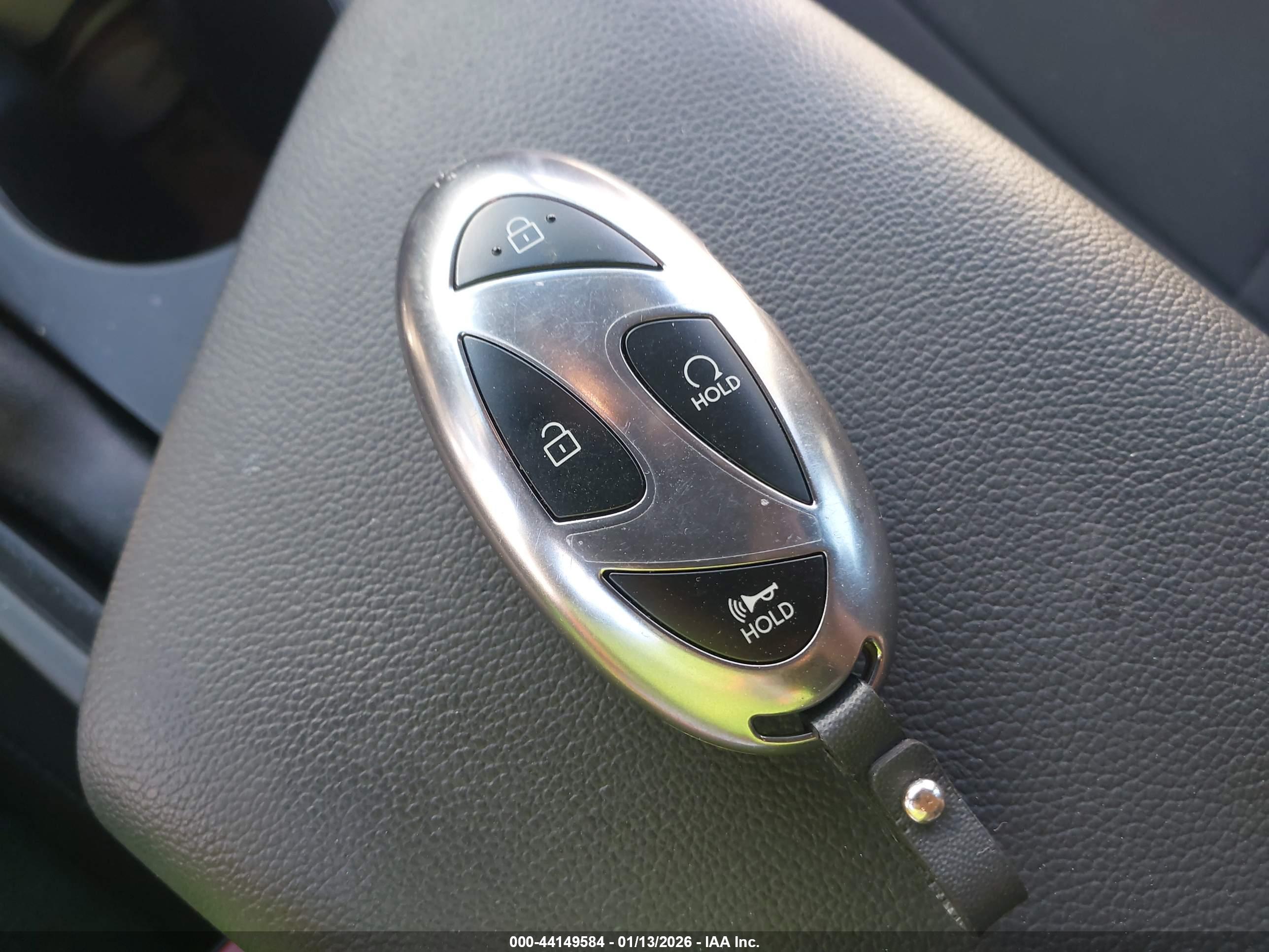 HYUNDAI ELANTRA image 11