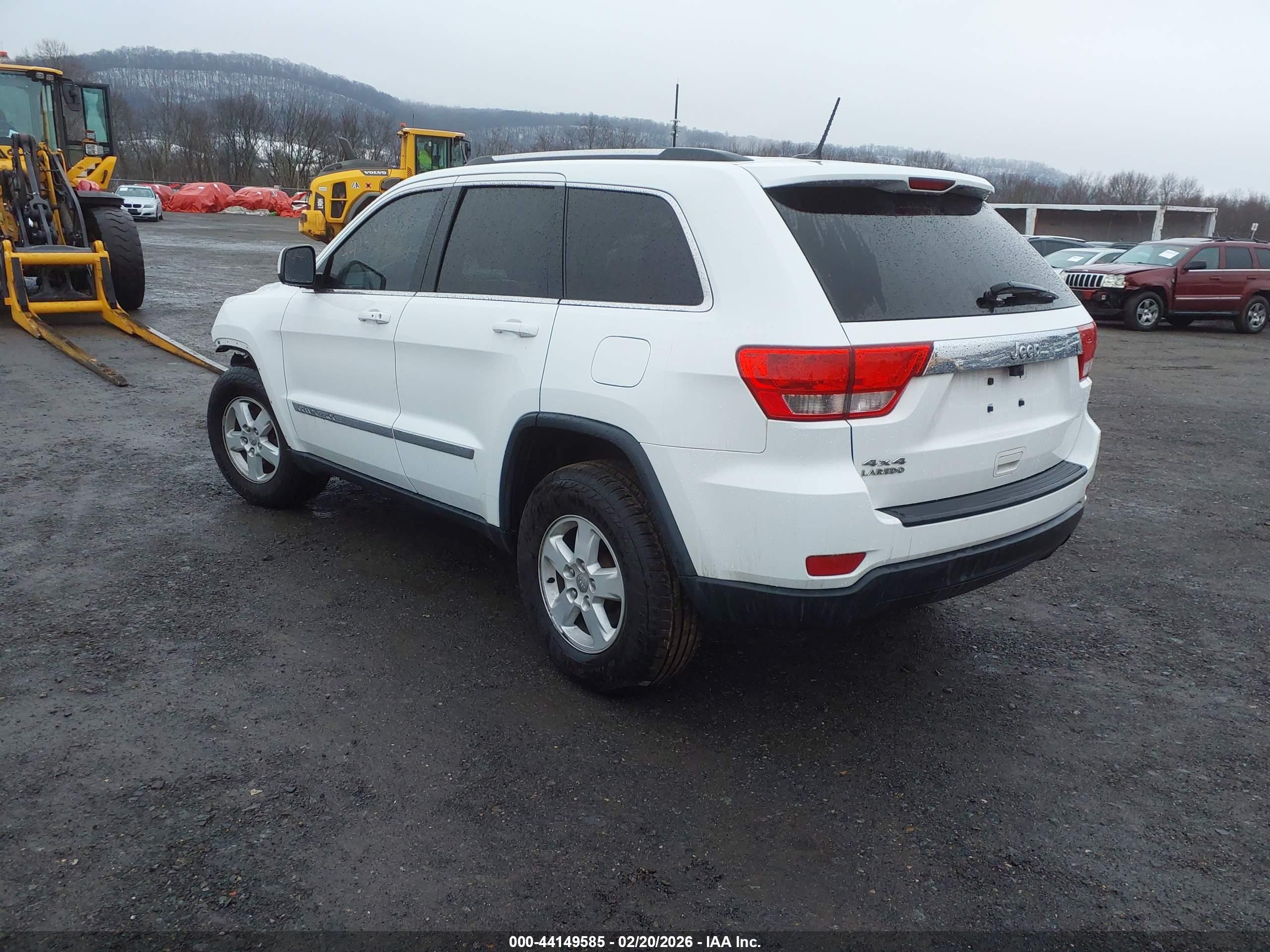 JEEP GRAND image 3