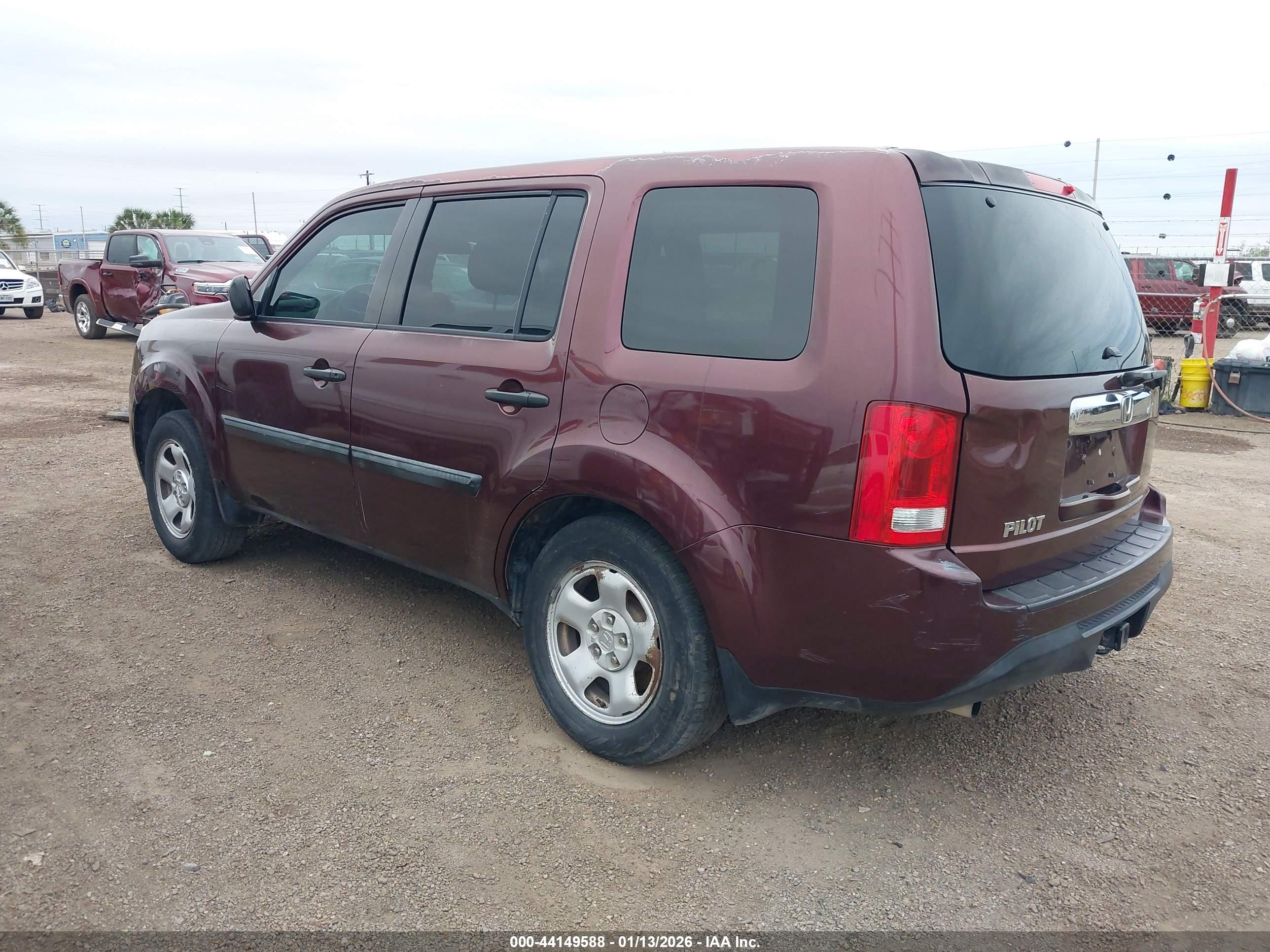HONDA PILOT image 3