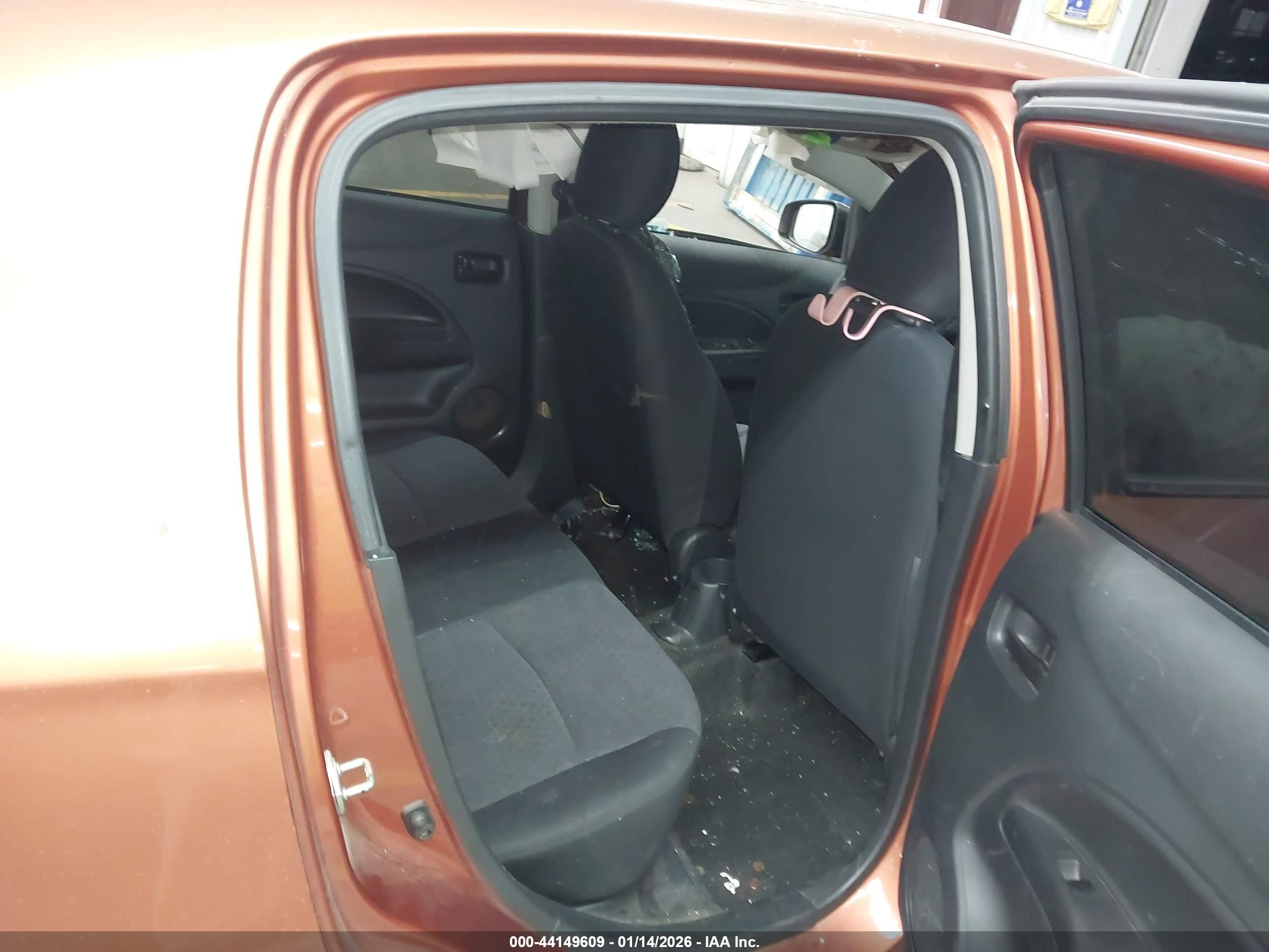MITSUBISHI MIRAGE image 8