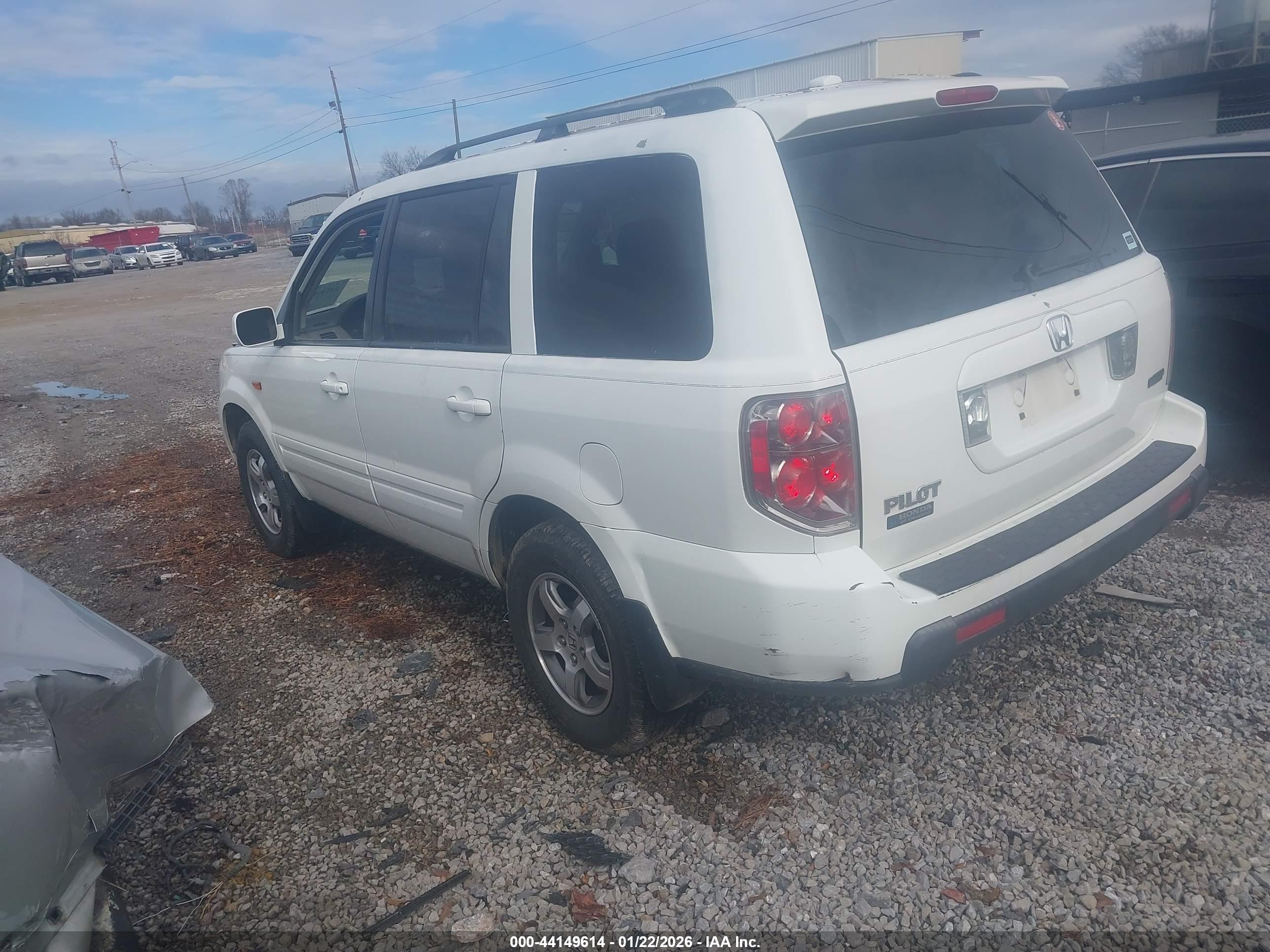 HONDA PILOT image 3