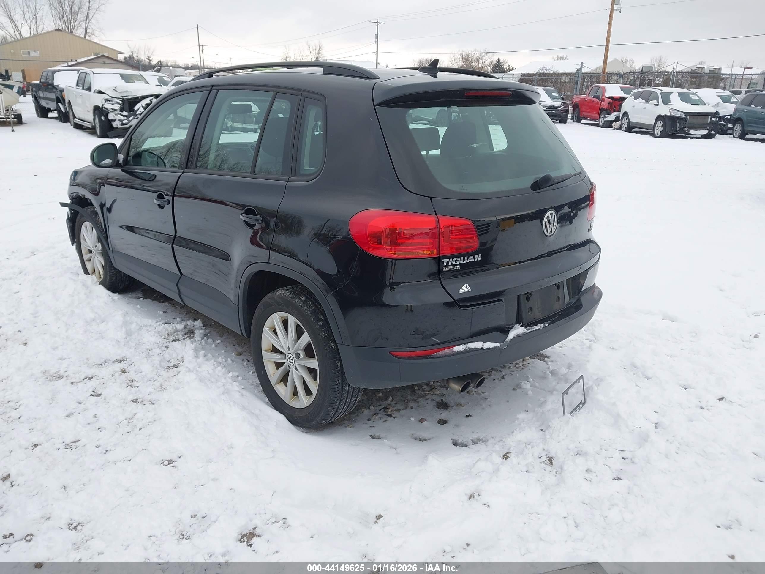 VOLKSWAGEN TIGUAN image 3
