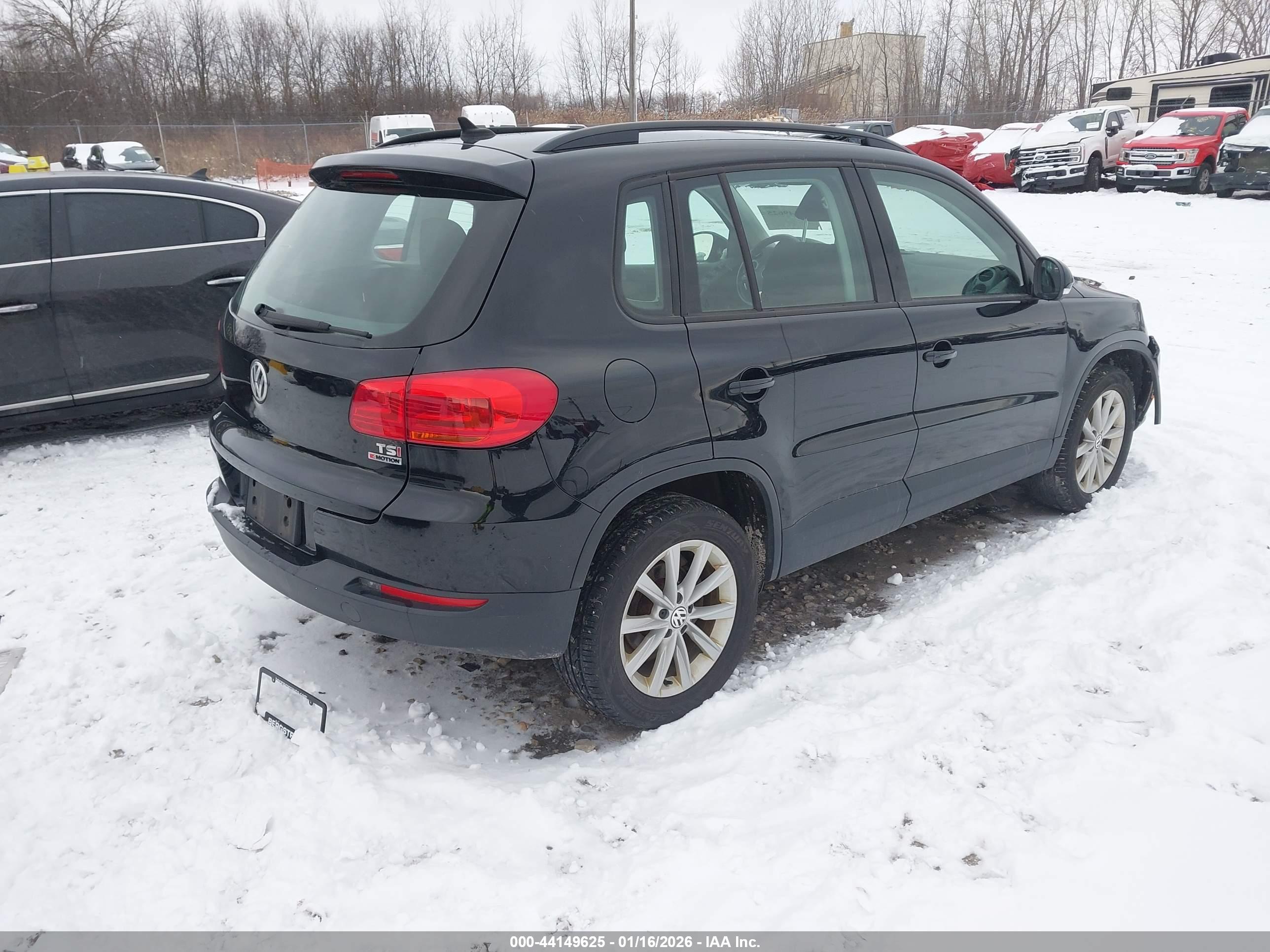 VOLKSWAGEN TIGUAN image 4