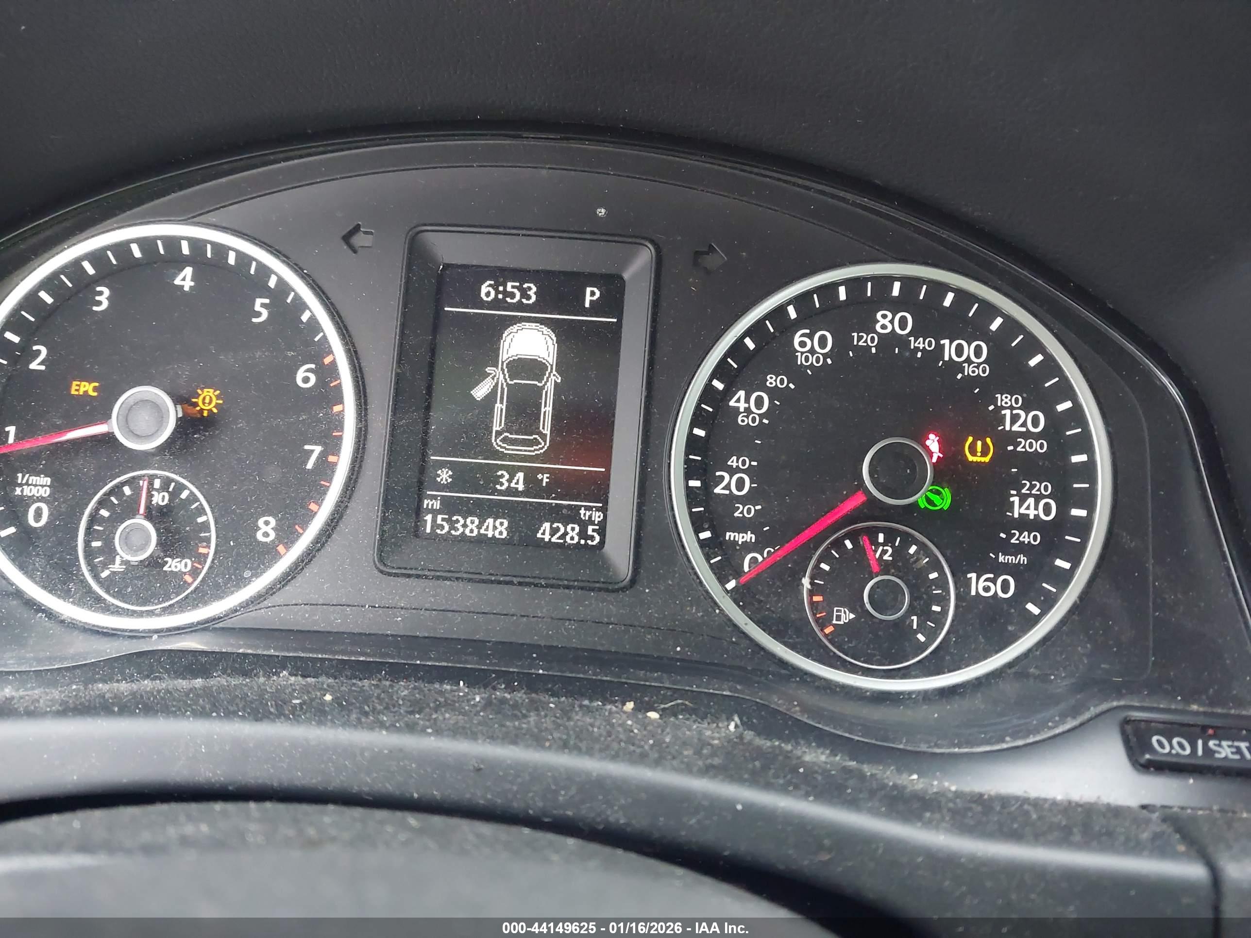 VOLKSWAGEN TIGUAN image 7