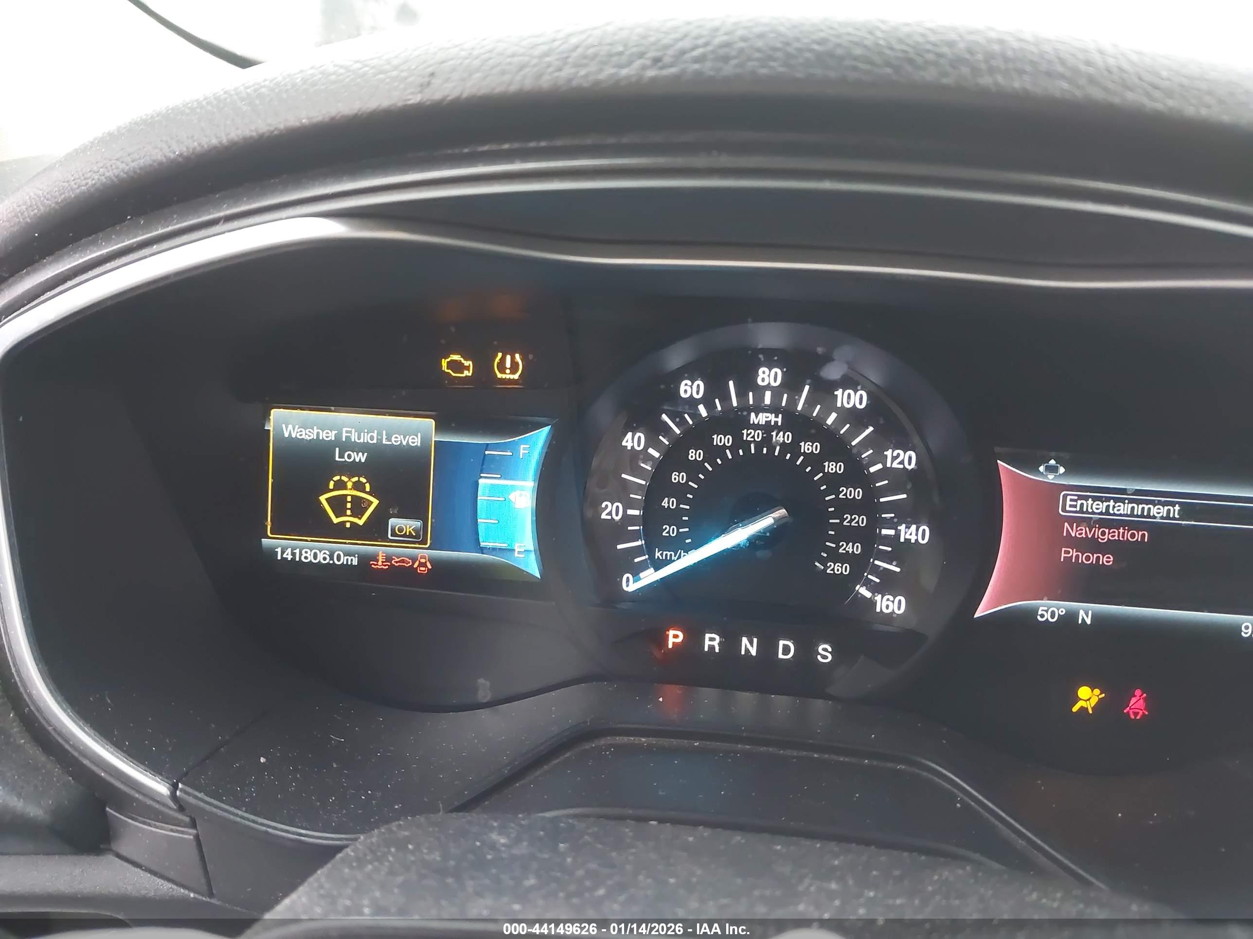 FORD FUSION image 7