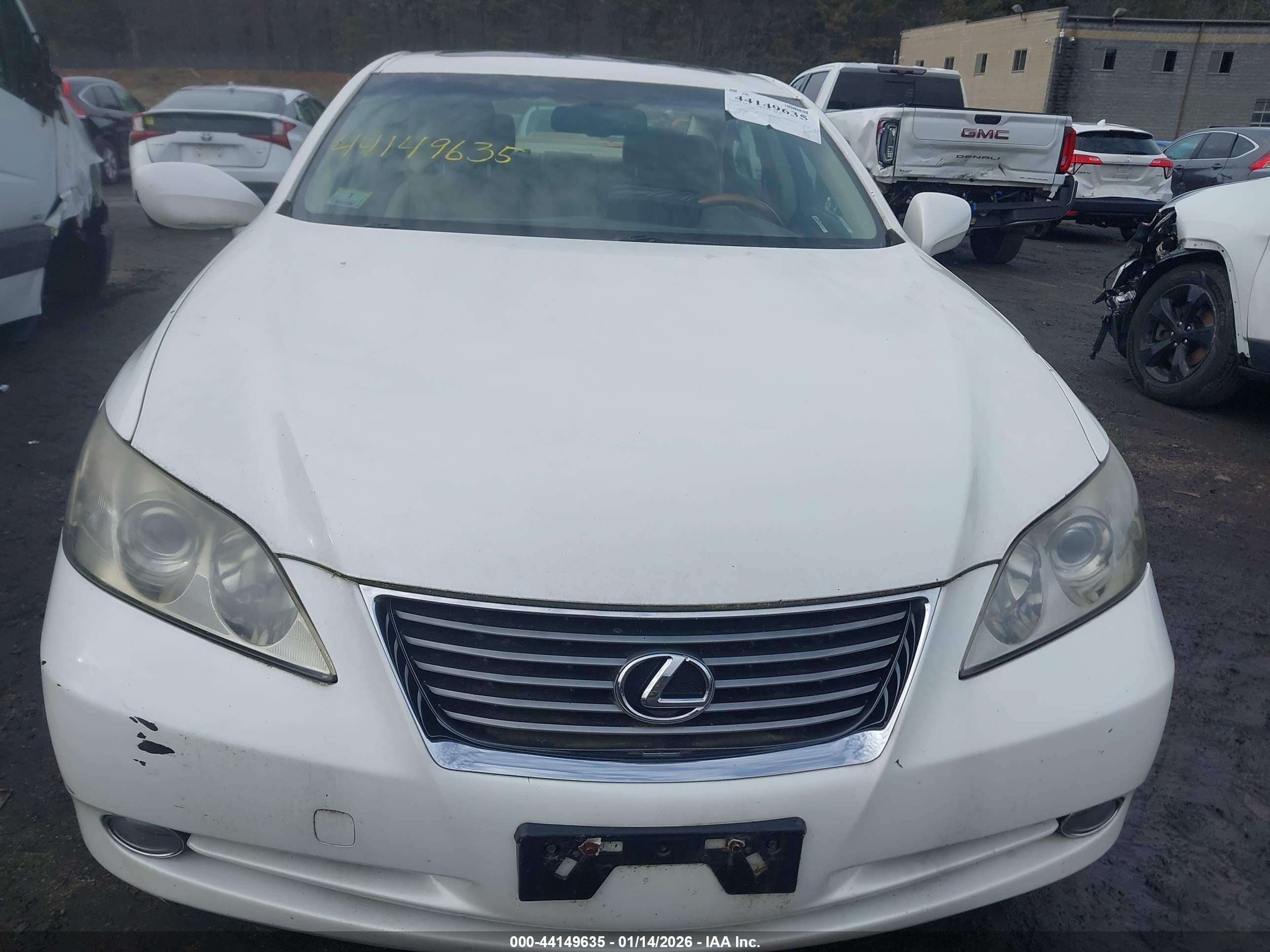 LEXUS ES image 6