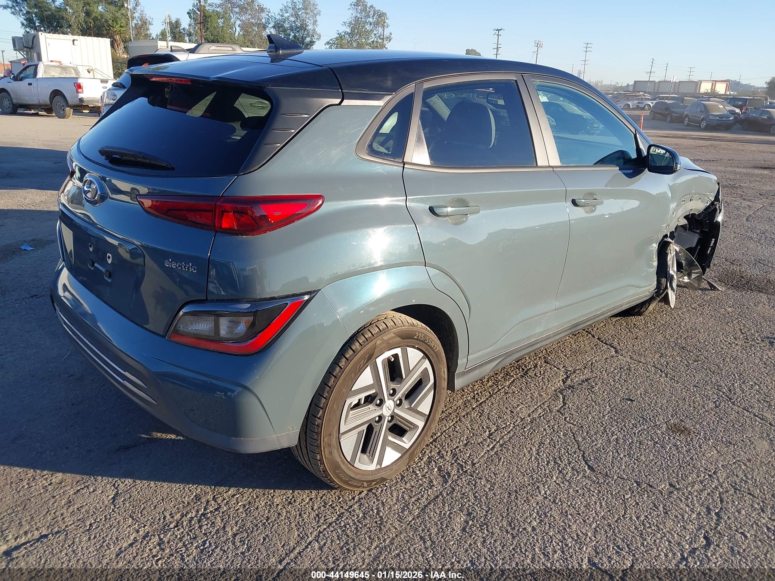 HYUNDAI KONA image 4