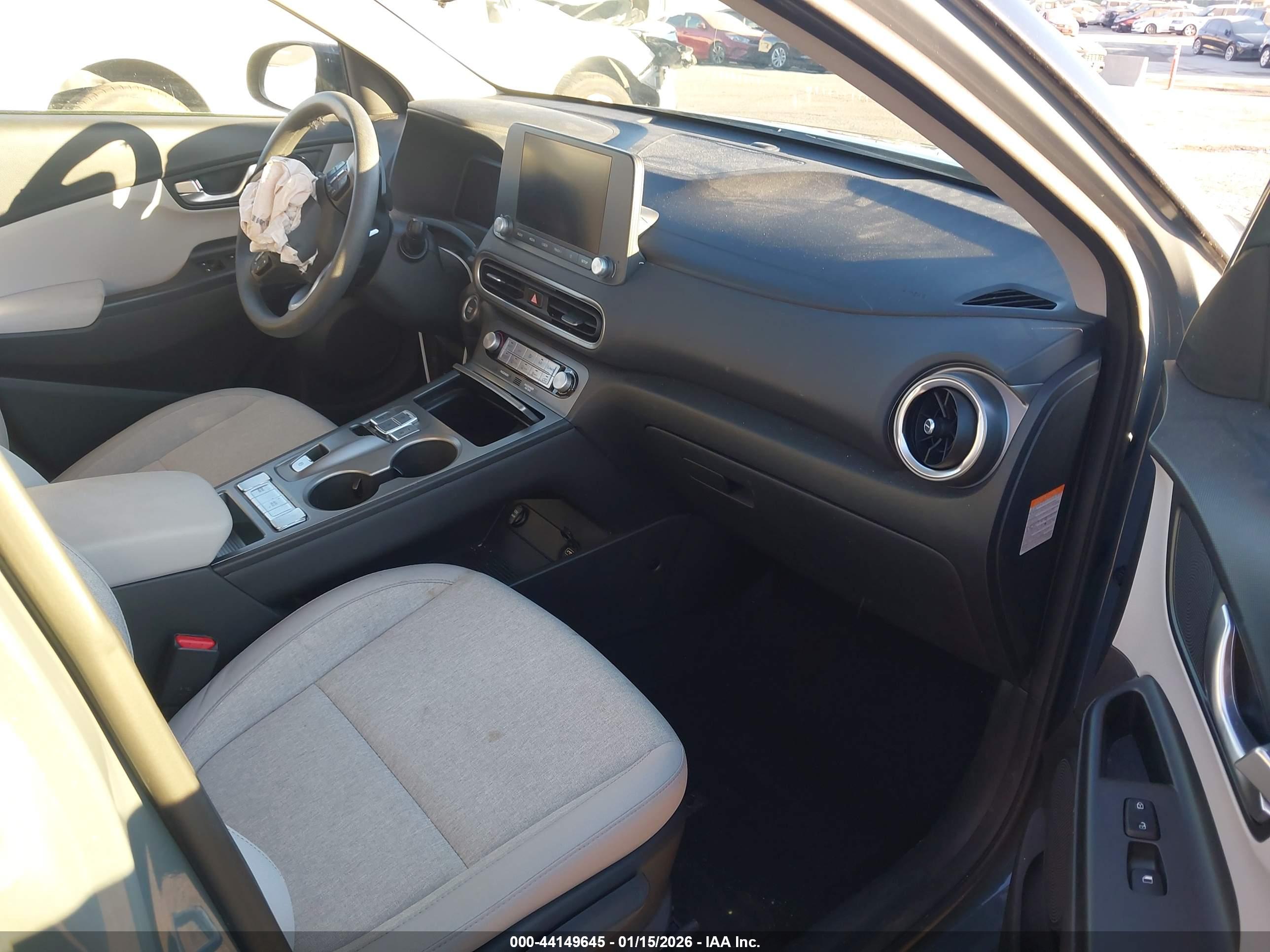 HYUNDAI KONA image 5