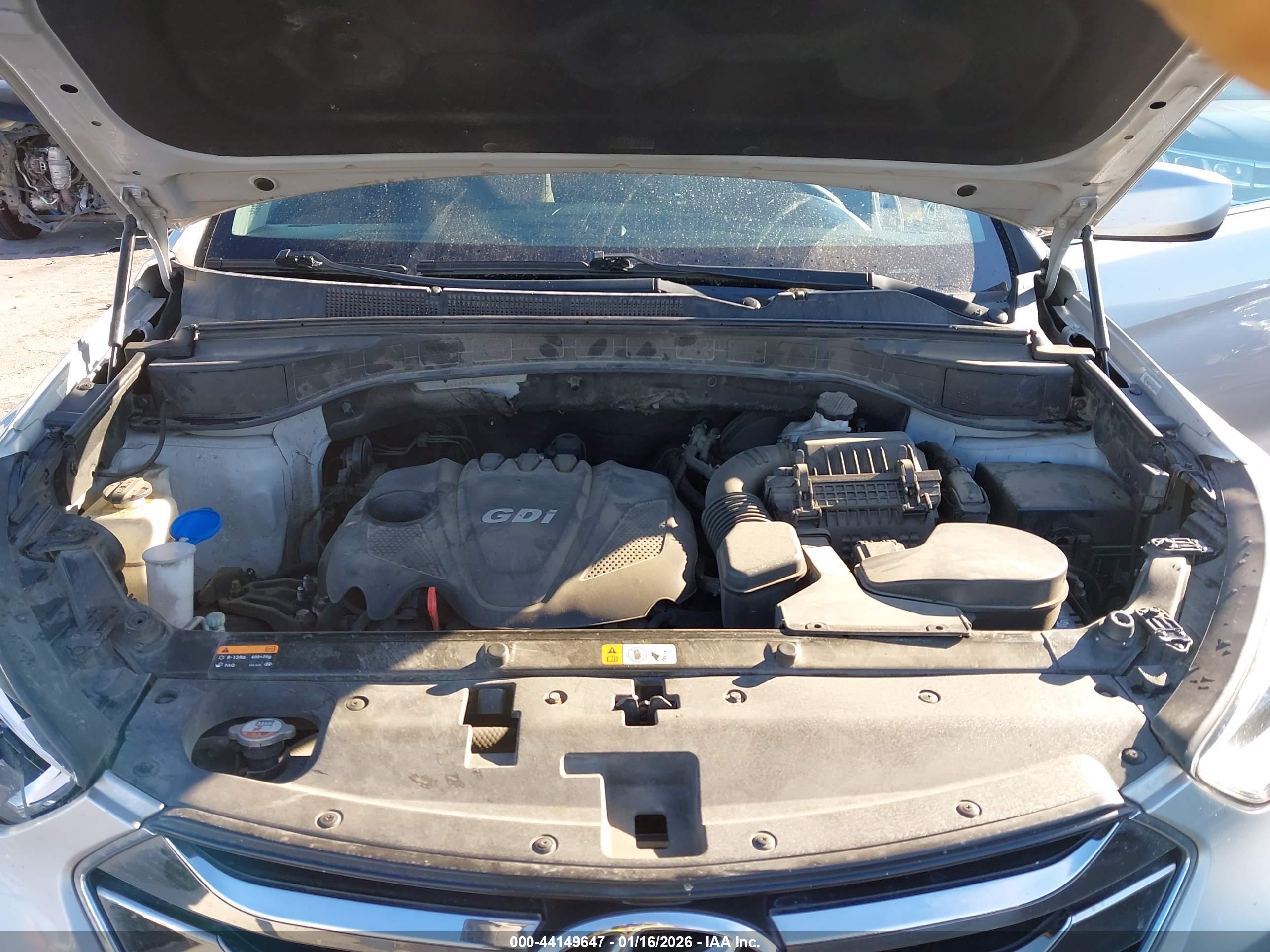 HYUNDAI SANTA image 10