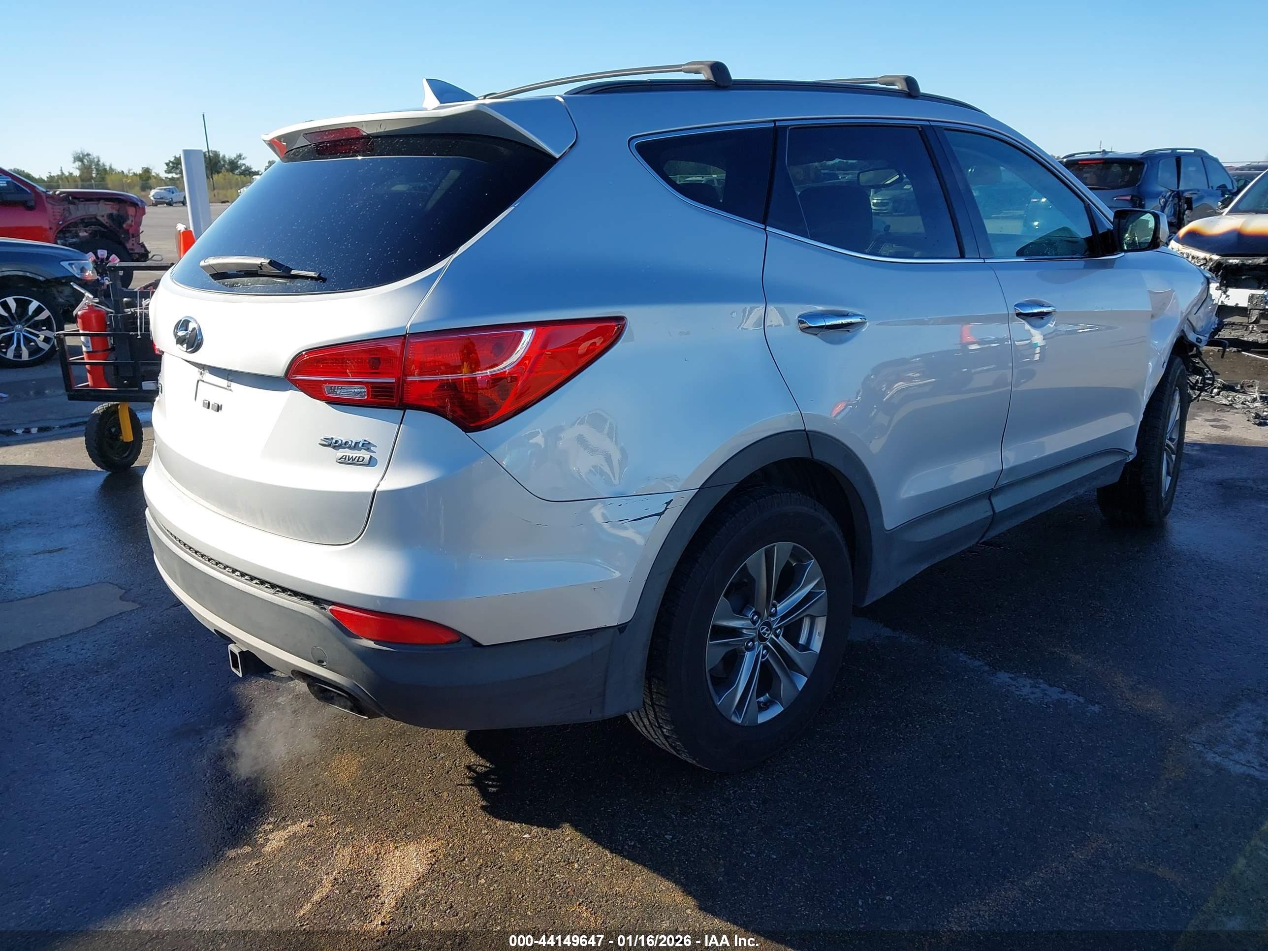 HYUNDAI SANTA image 4