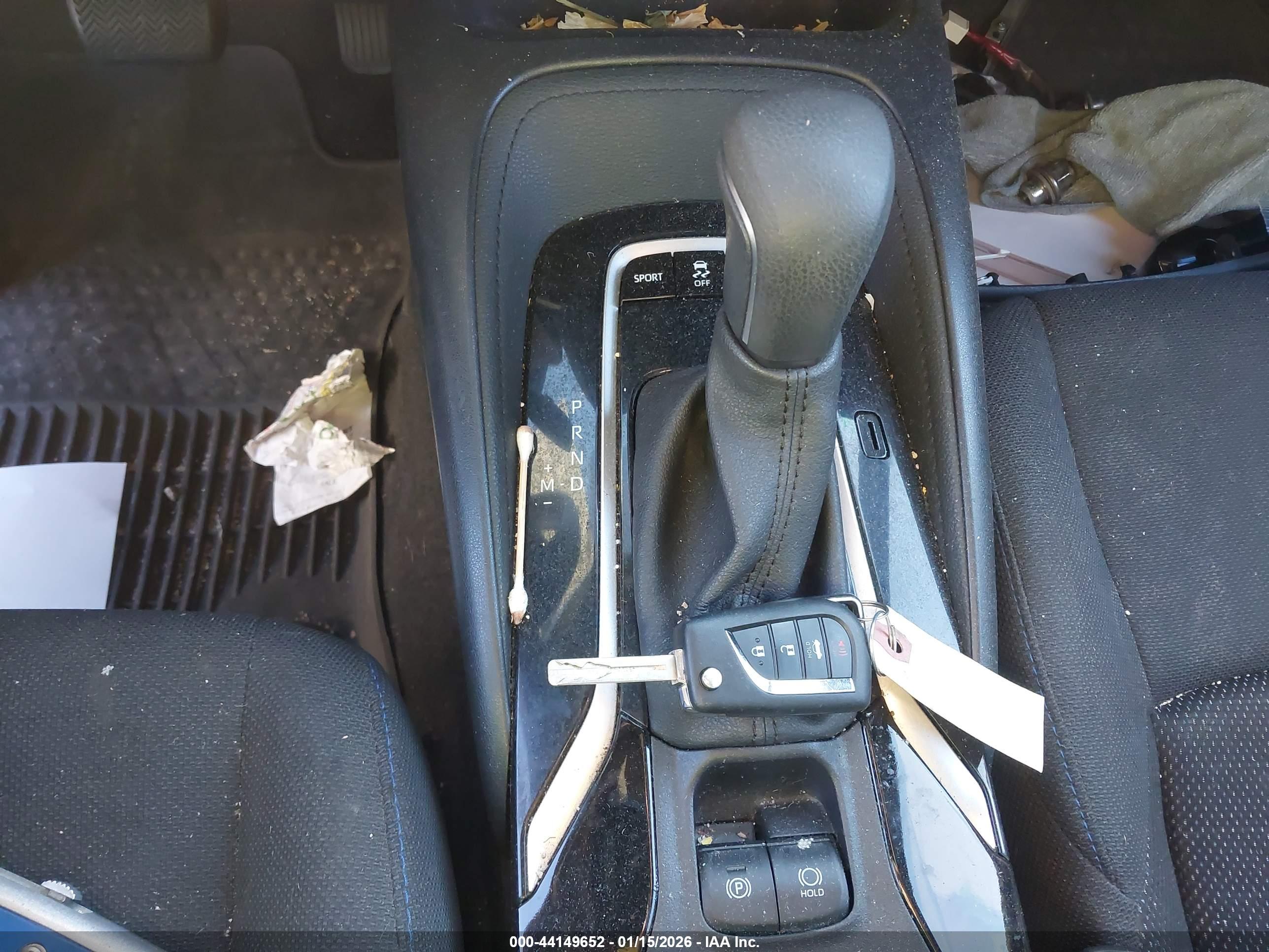 TOYOTA COROLLA image 11
