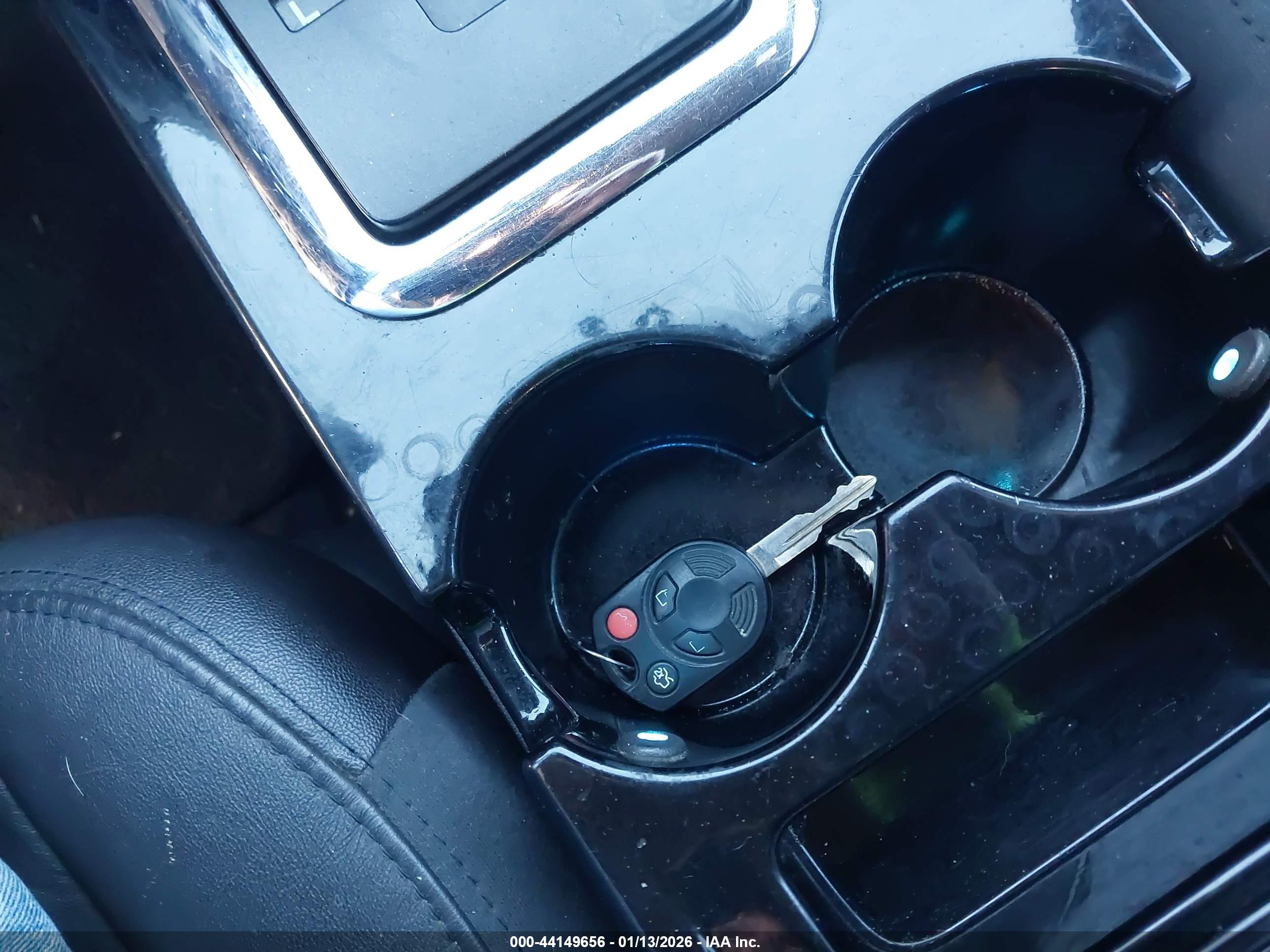 FORD ESCAPE image 11