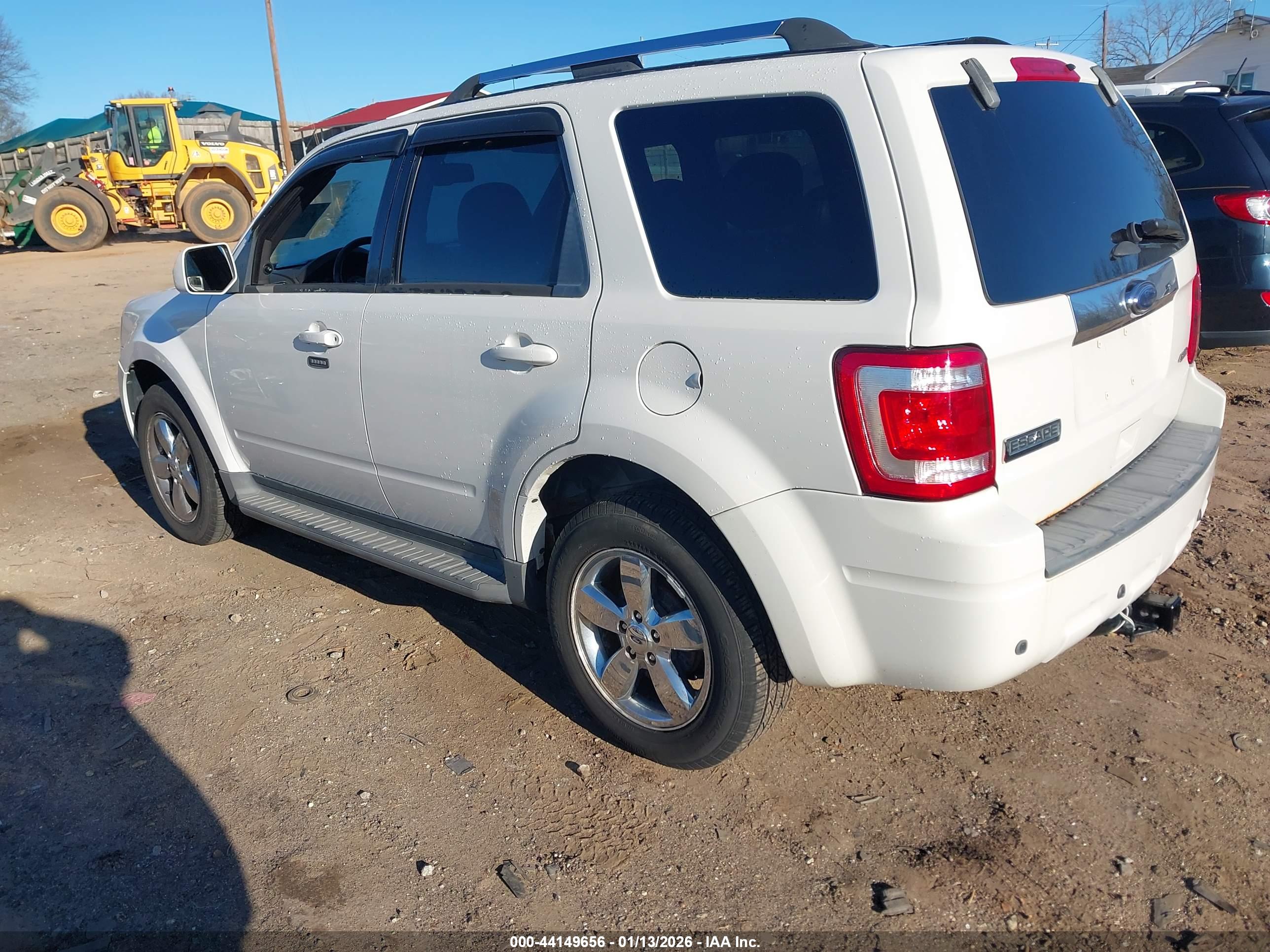 FORD ESCAPE image 3