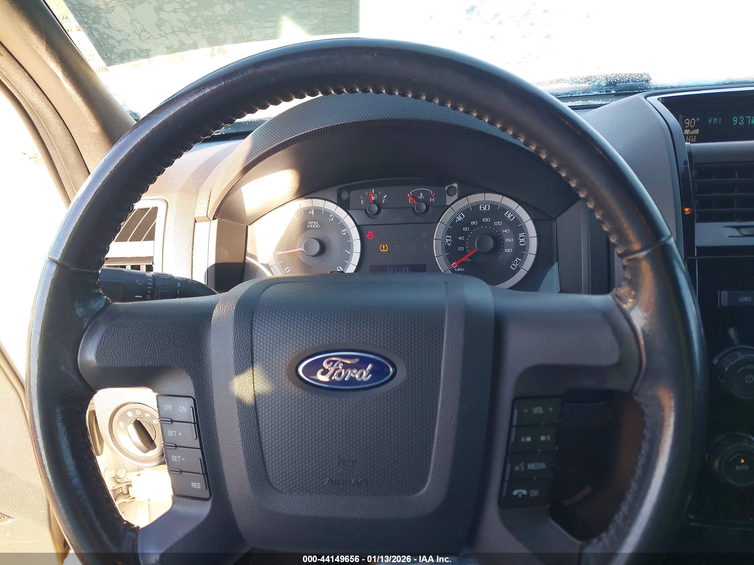FORD ESCAPE image 6