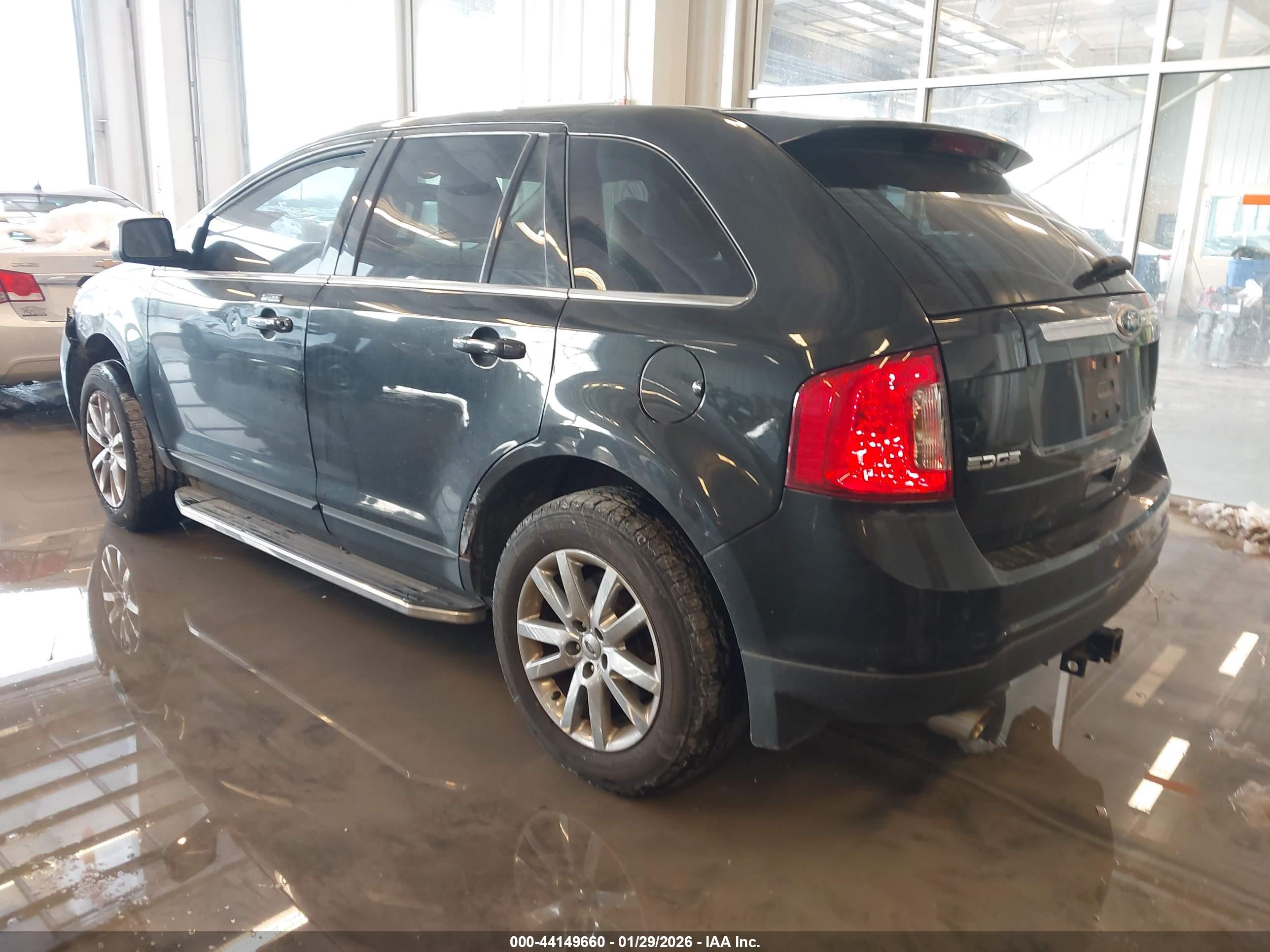 FORD EDGE image 3