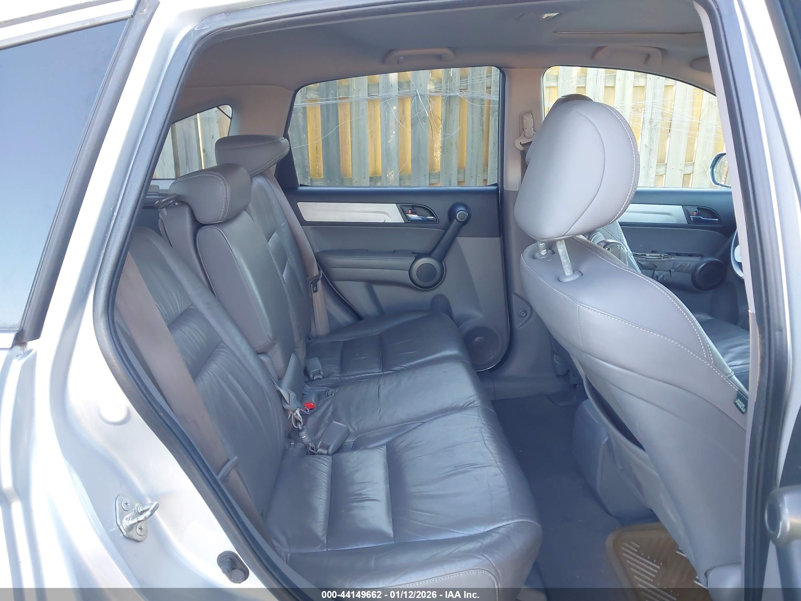 HONDA CR-V image 8