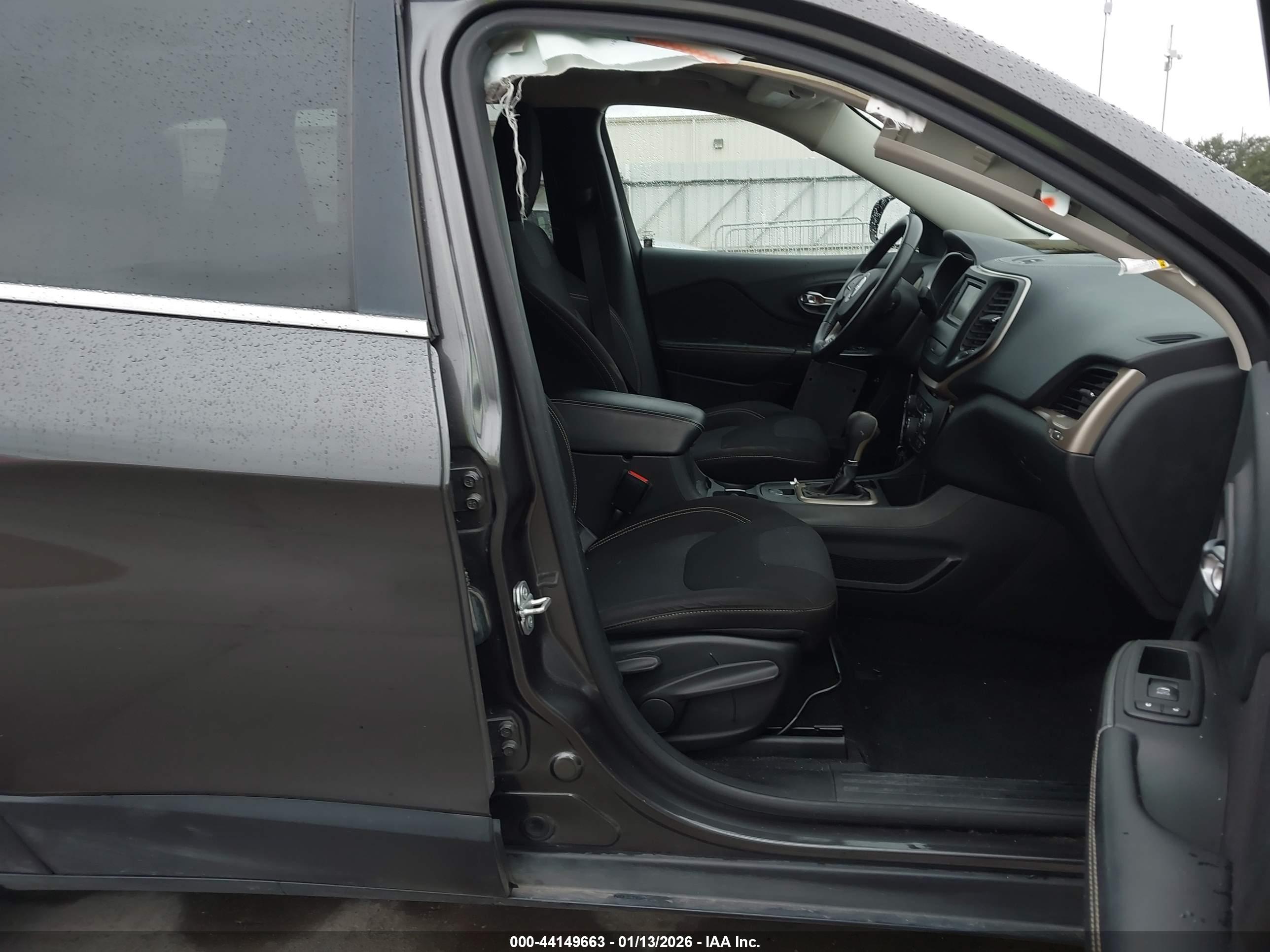 JEEP CHEROKEE image 5