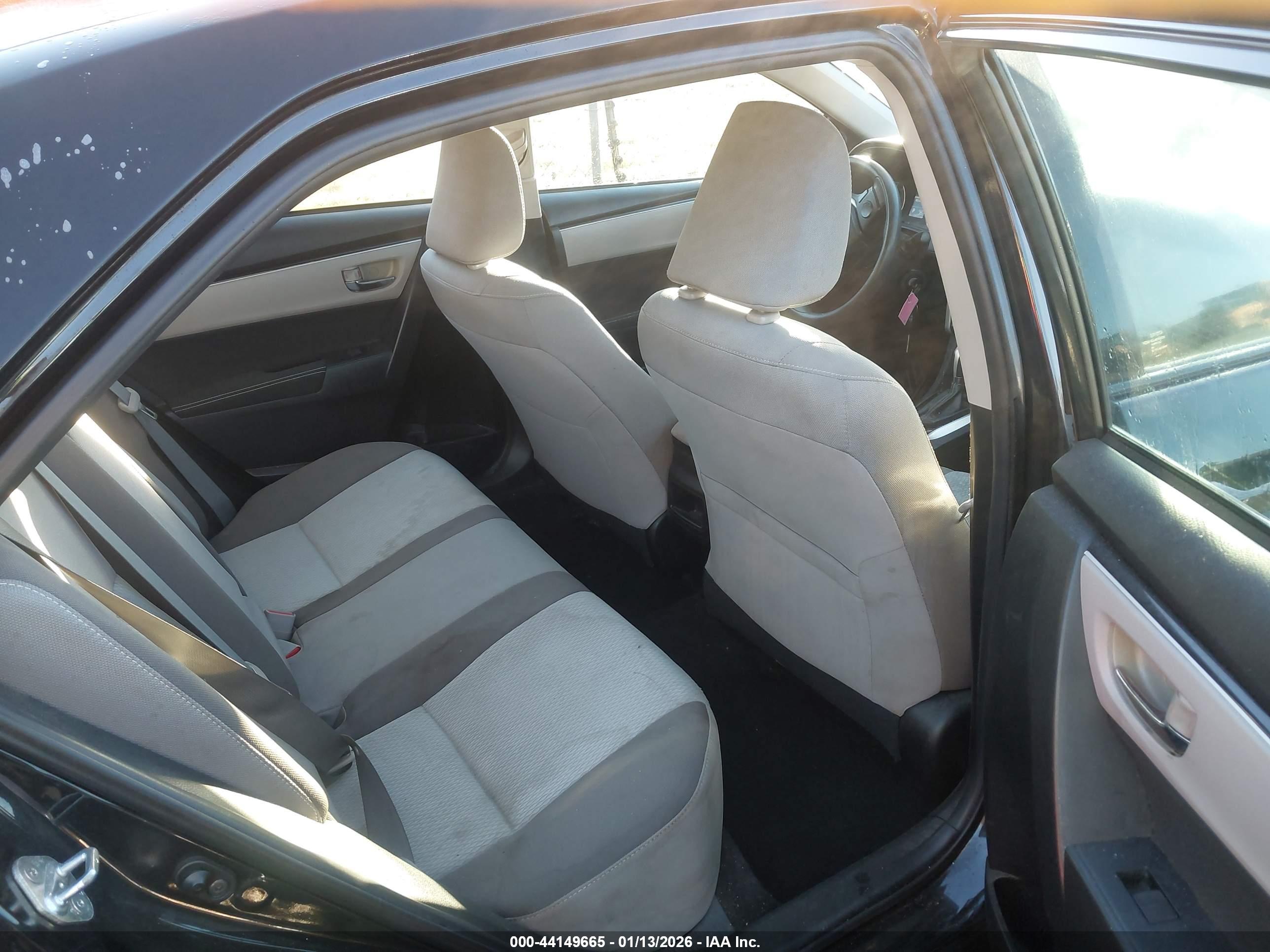 TOYOTA COROLLA image 8