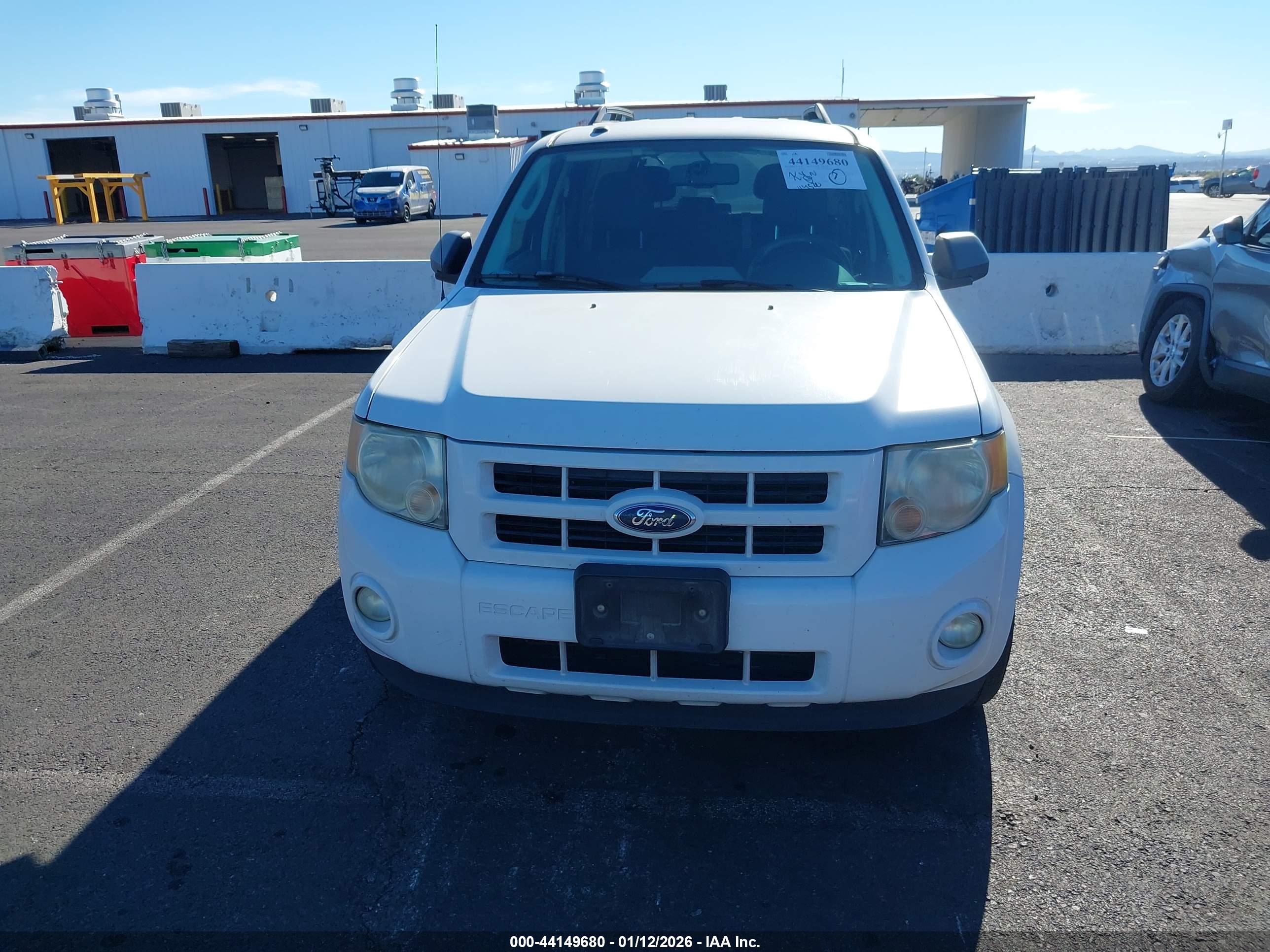 FORD ESCAPE image 6