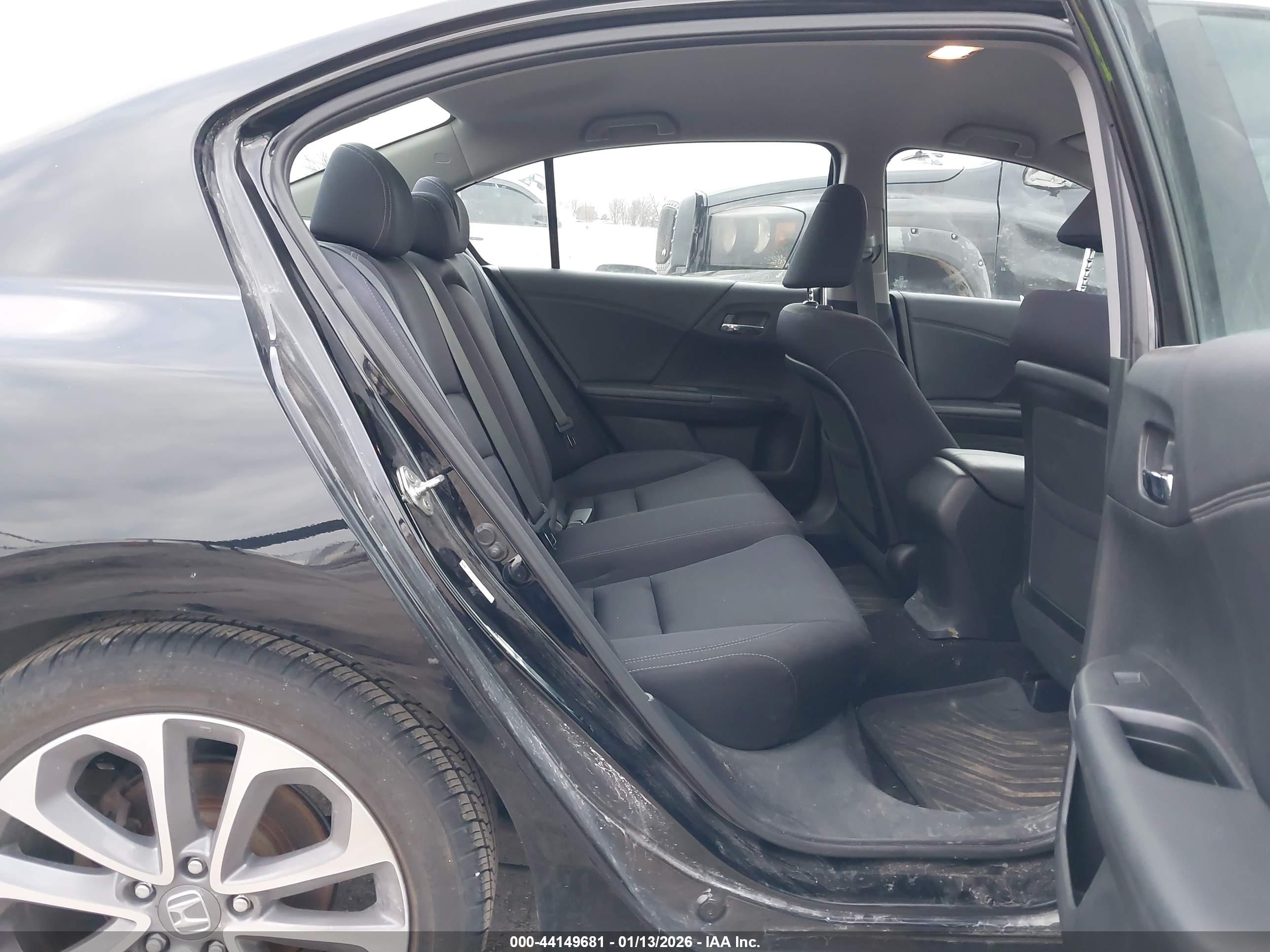 HONDA ACCORD image 8