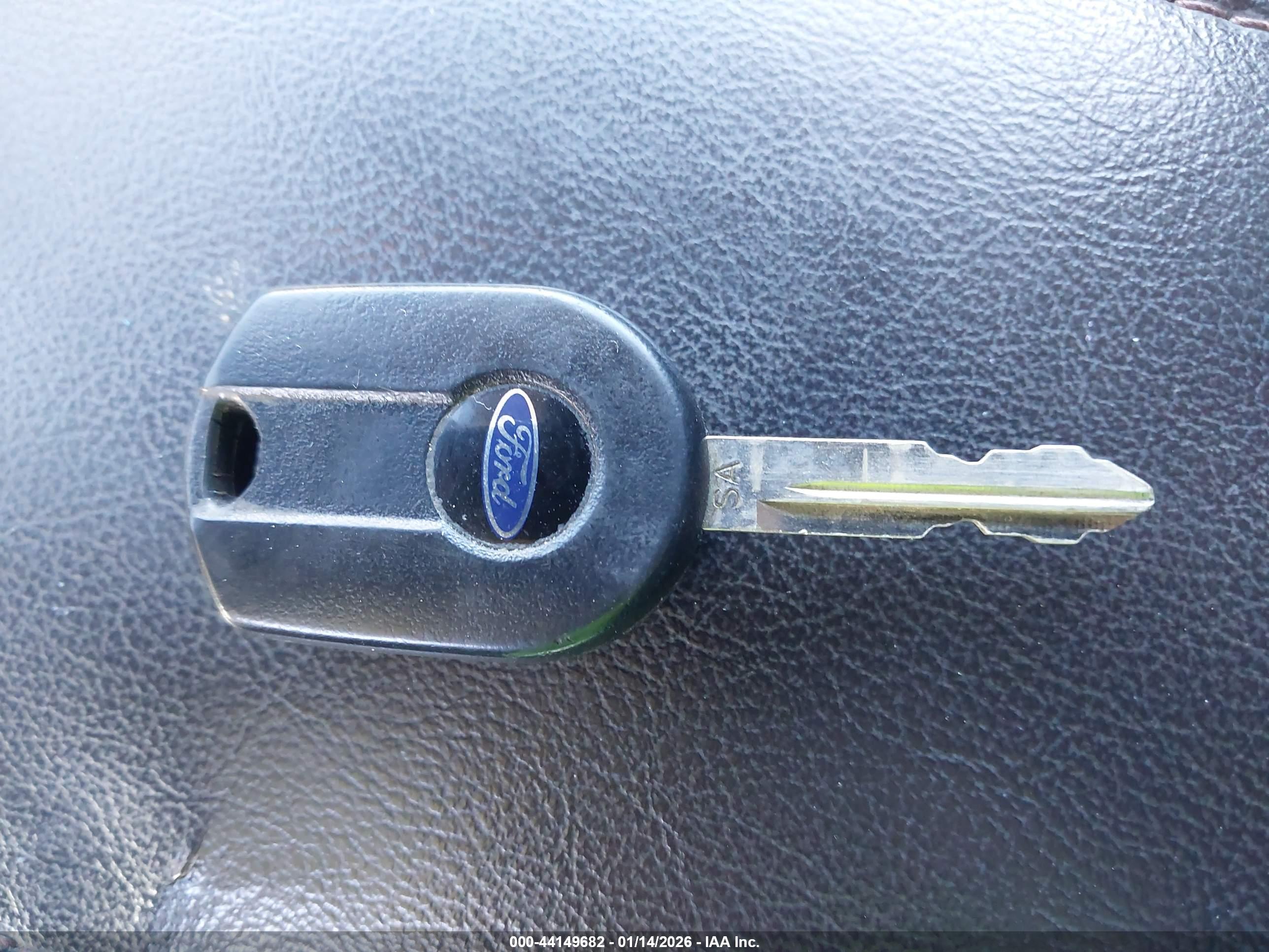 FORD EDGE image 11