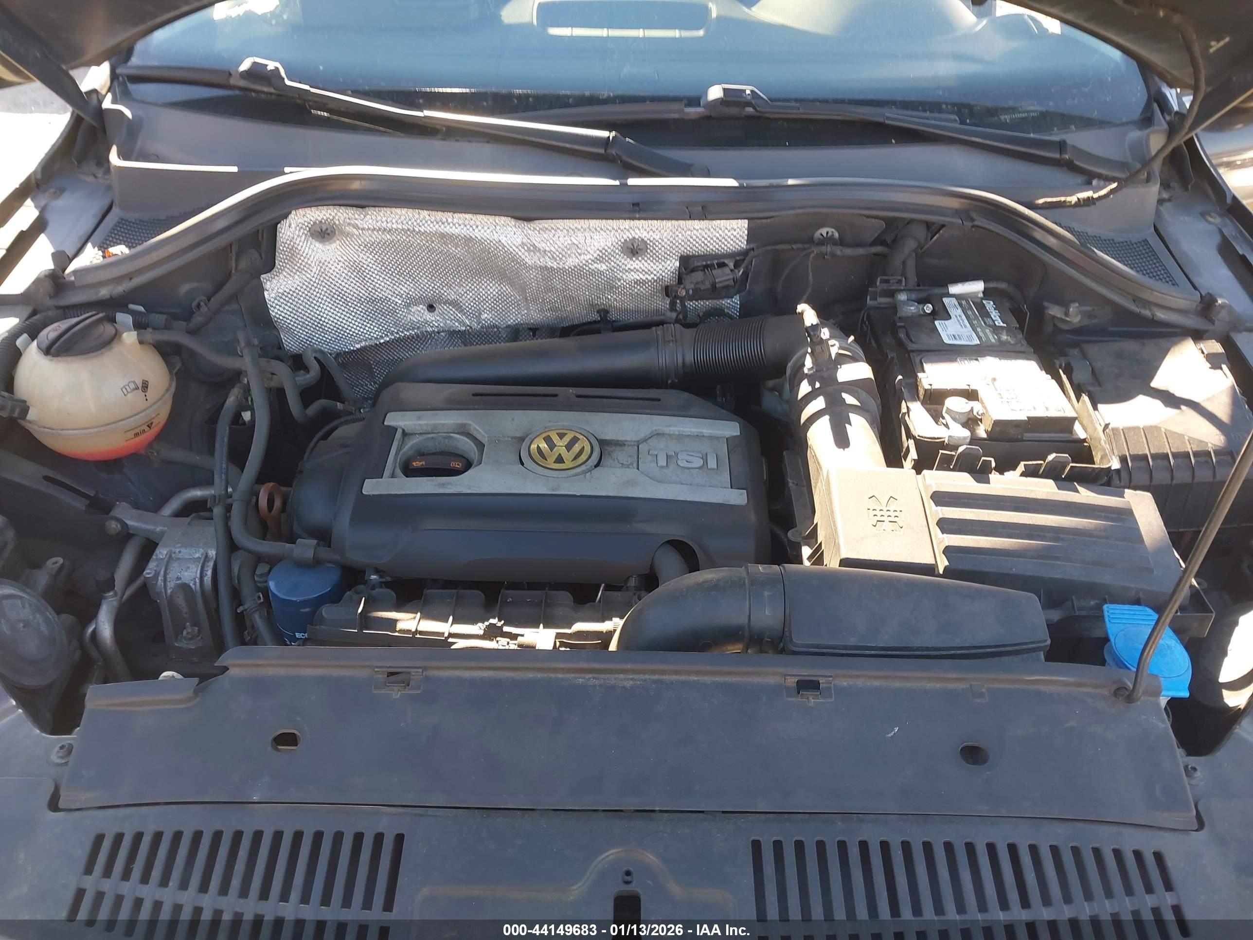 VOLKSWAGEN TIGUAN image 10