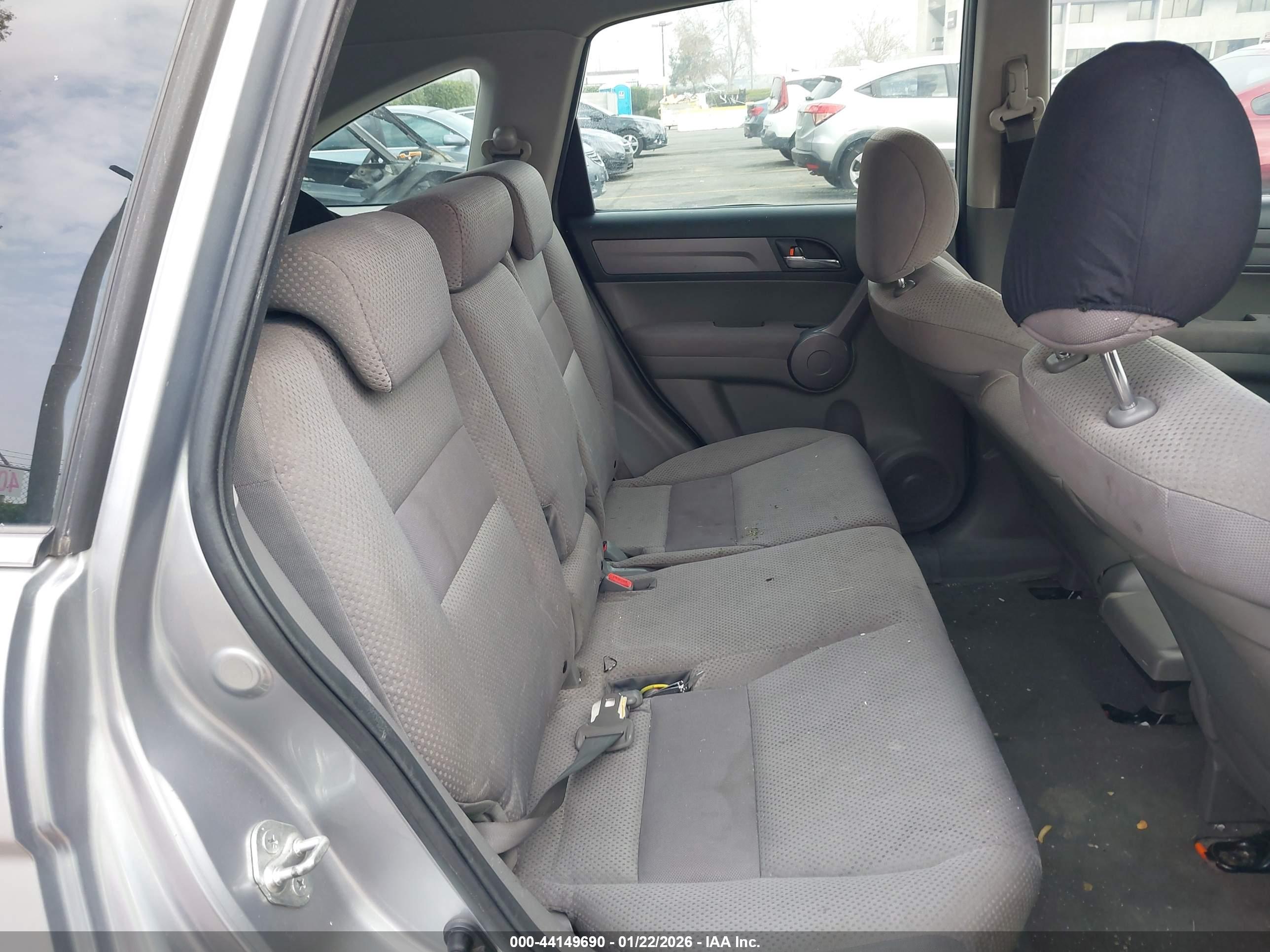 HONDA CR-V image 8
