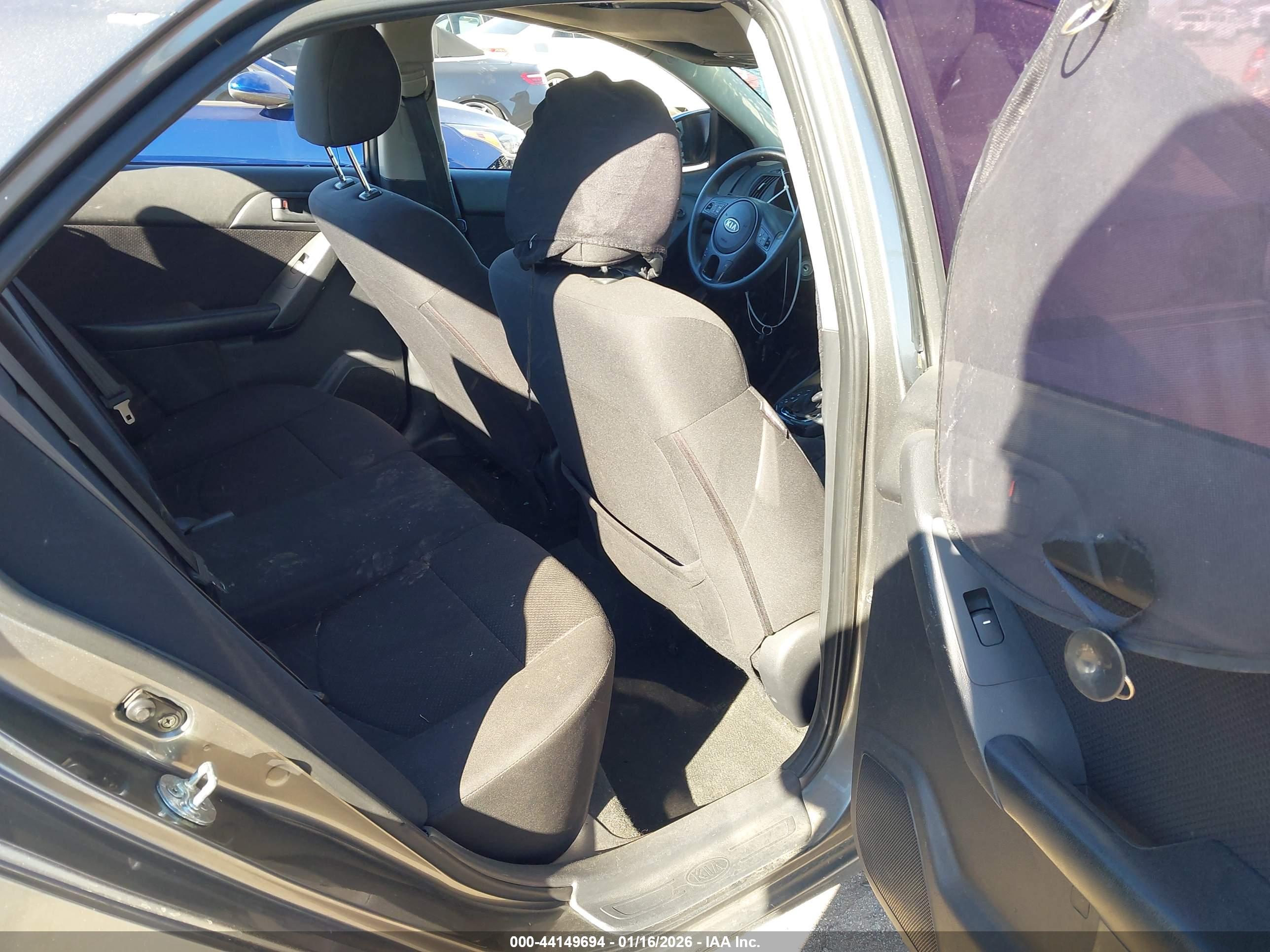KIA FORTE image 8