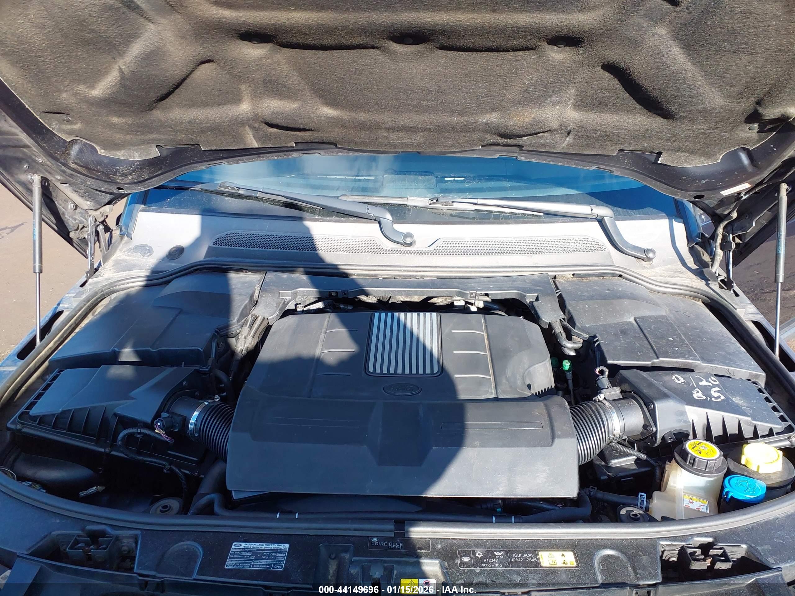 LAND ROVER image 10