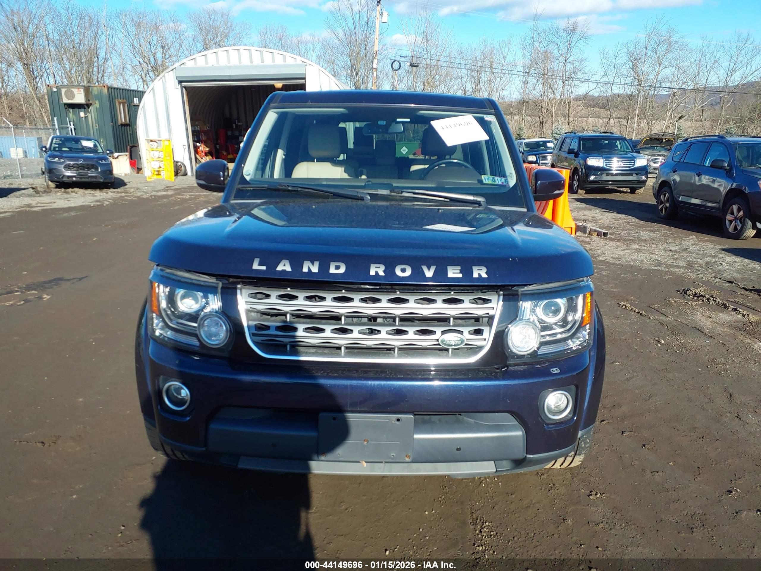 LAND ROVER image 6