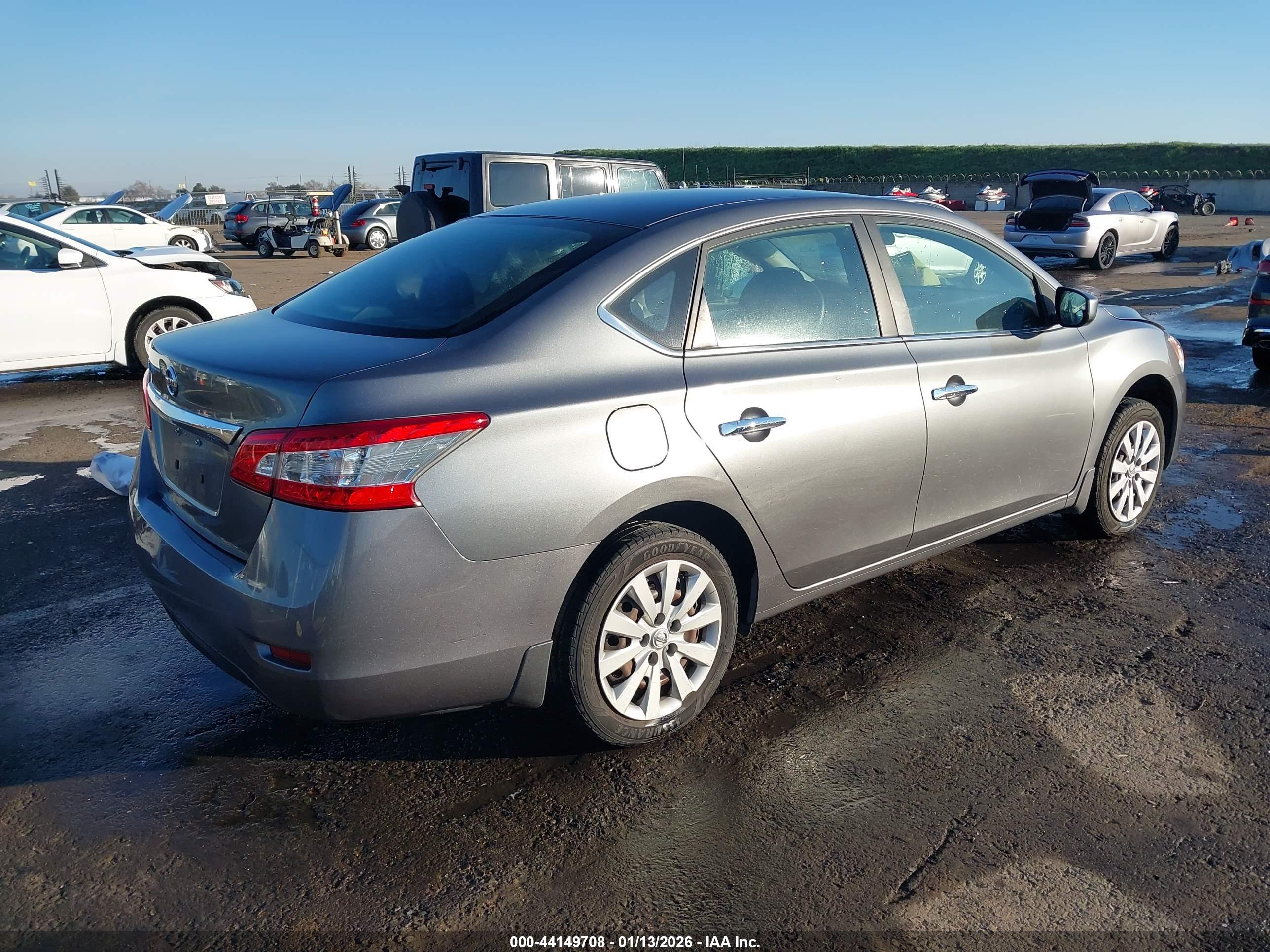 NISSAN SENTRA image 4