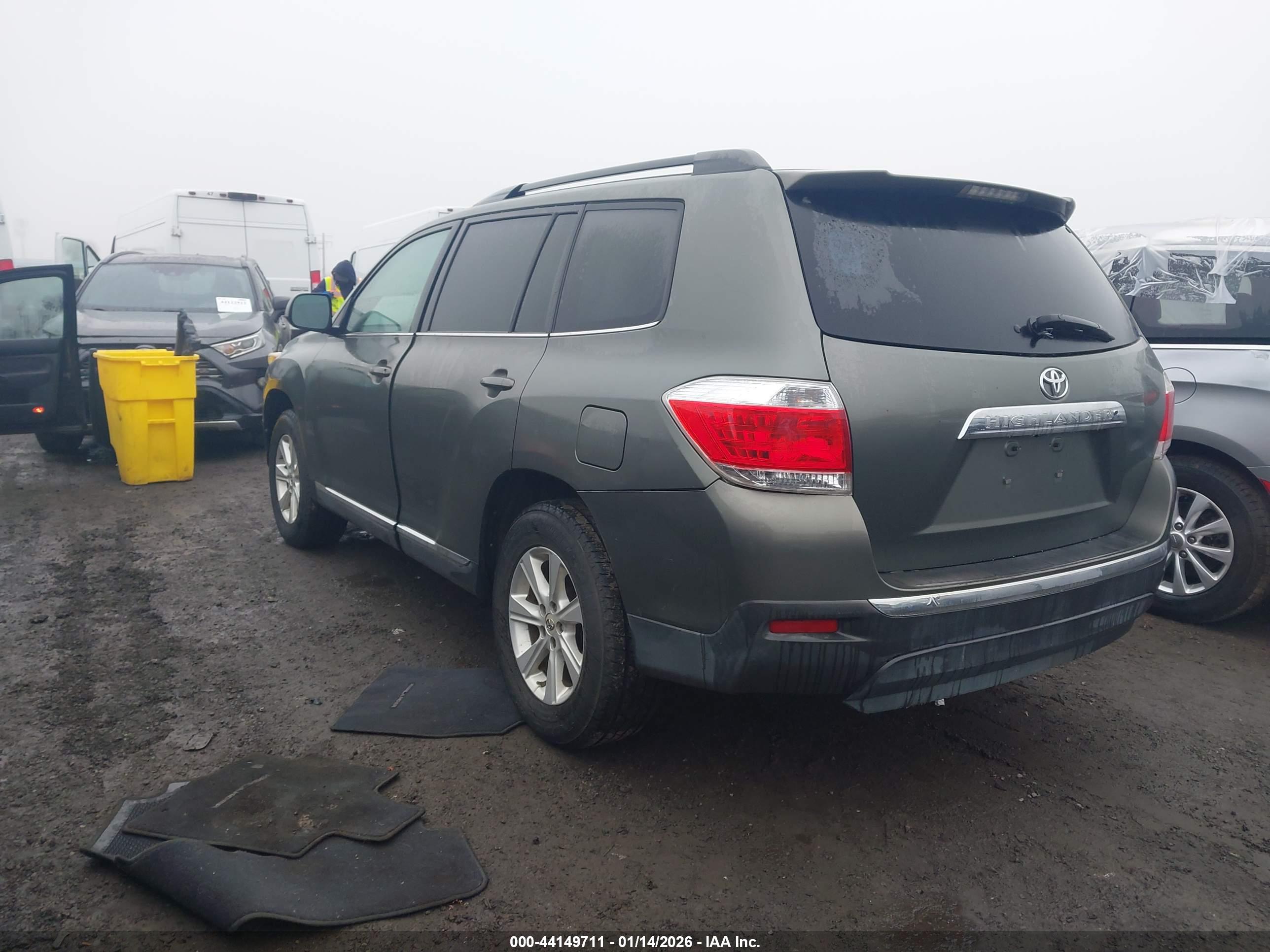 TOYOTA HIGHLANDER image 3